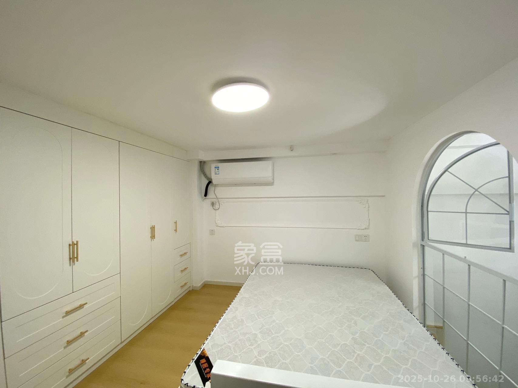 佳兆业云顶都汇  1室0厅0卫    2400.0元/月室内图