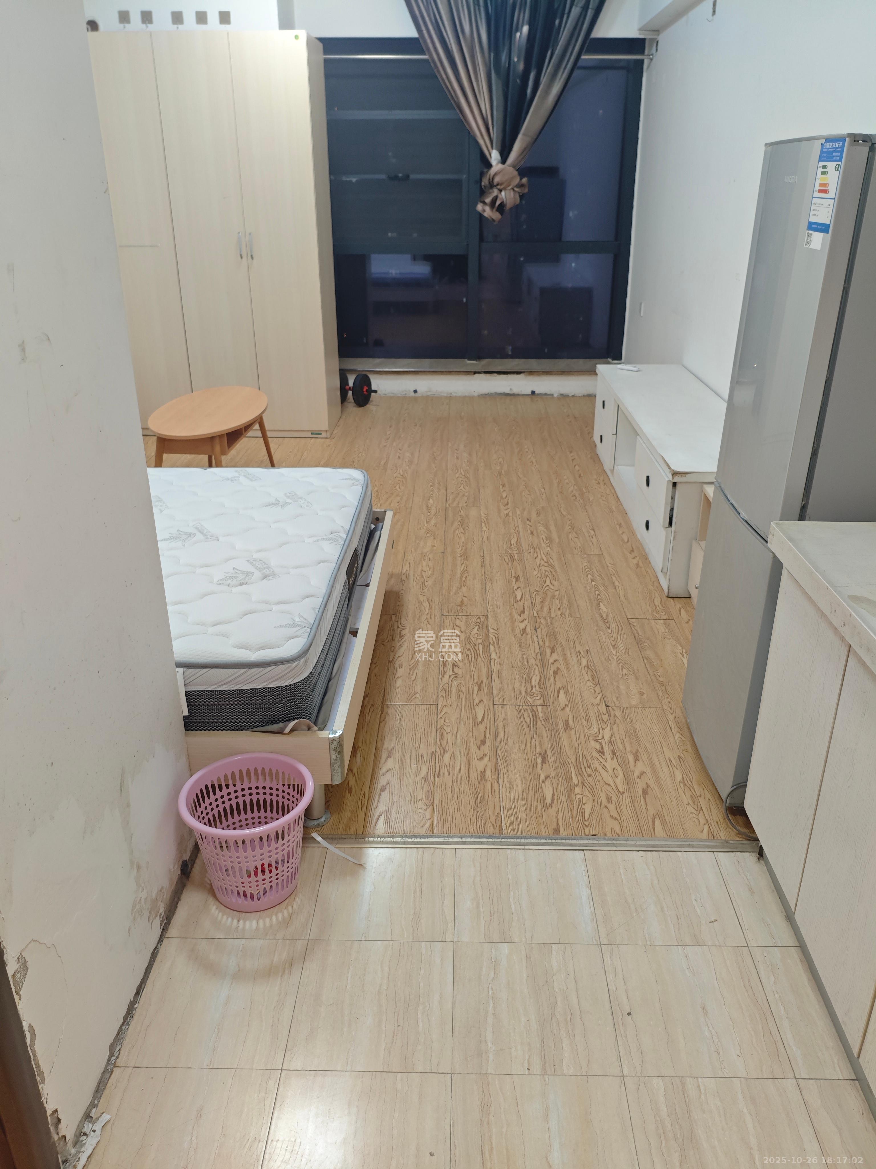 融科东南海  1室1厅1卫    1100.0元/月室内图