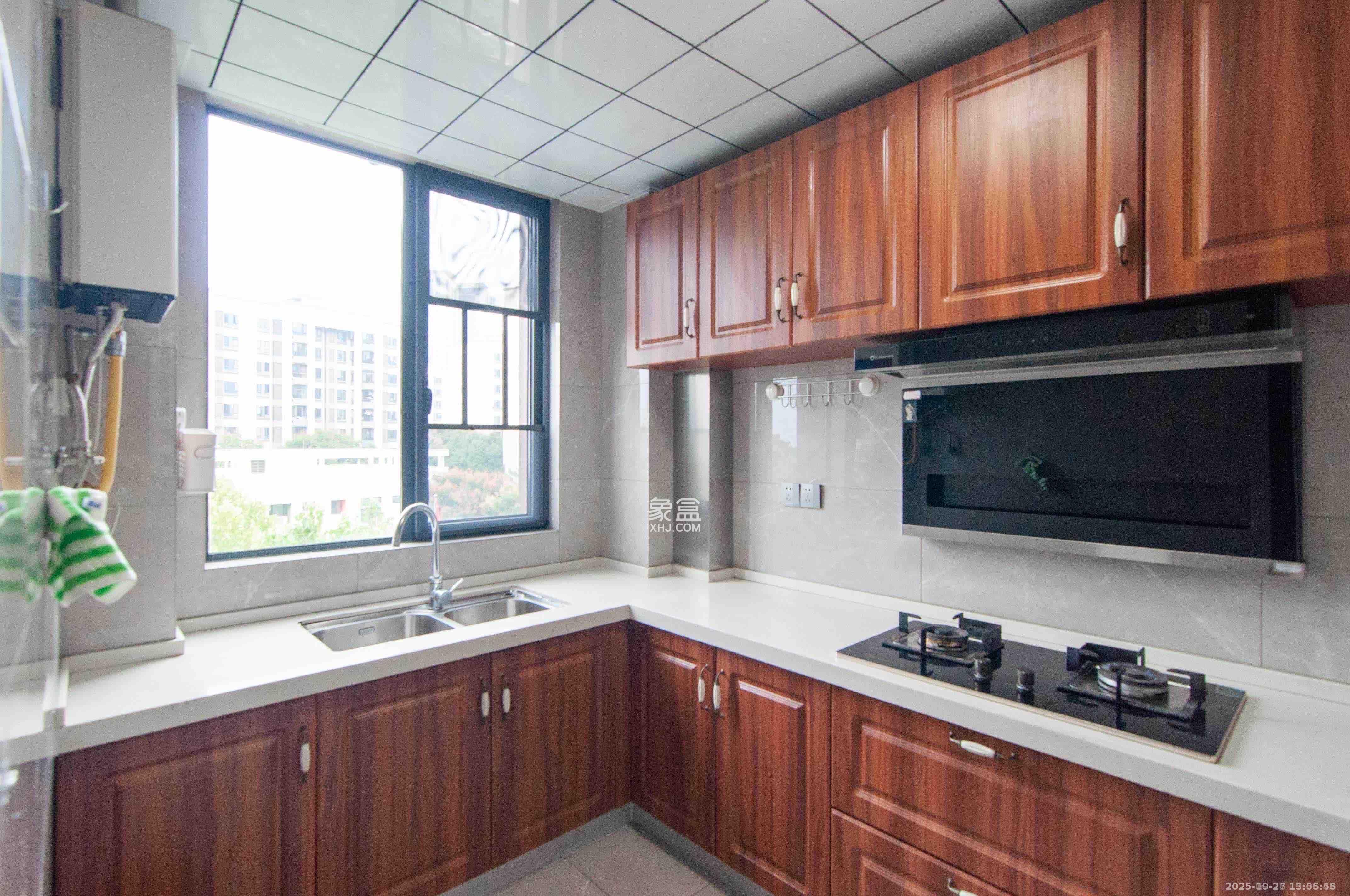 长房梅溪香山  4室2厅2卫    5000.0元/月室内图