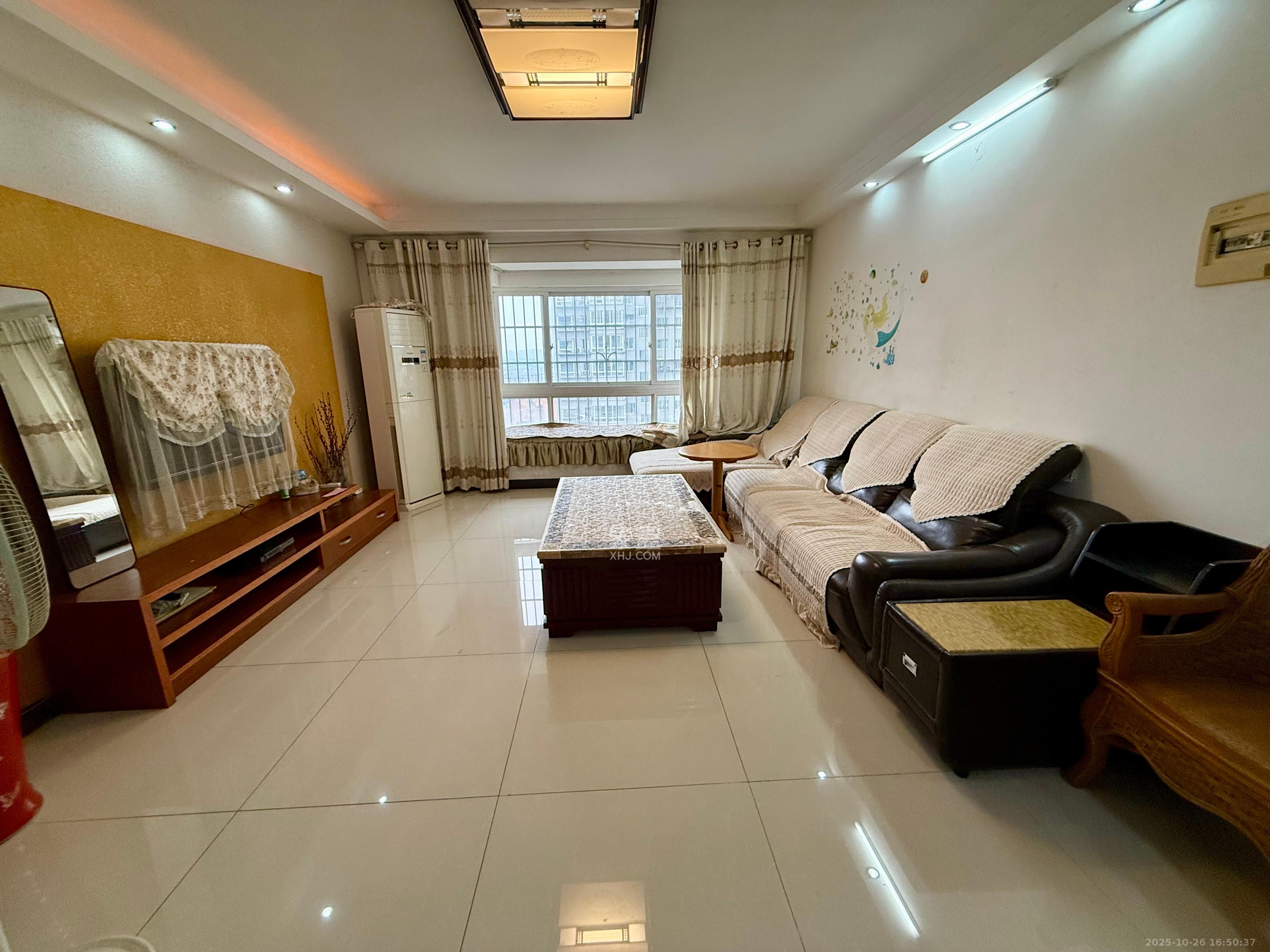 月湖兰庭 2室2厅2卫 2500.0元/月 月湖兰庭 2室2厅2卫 2500.0元/月室内图