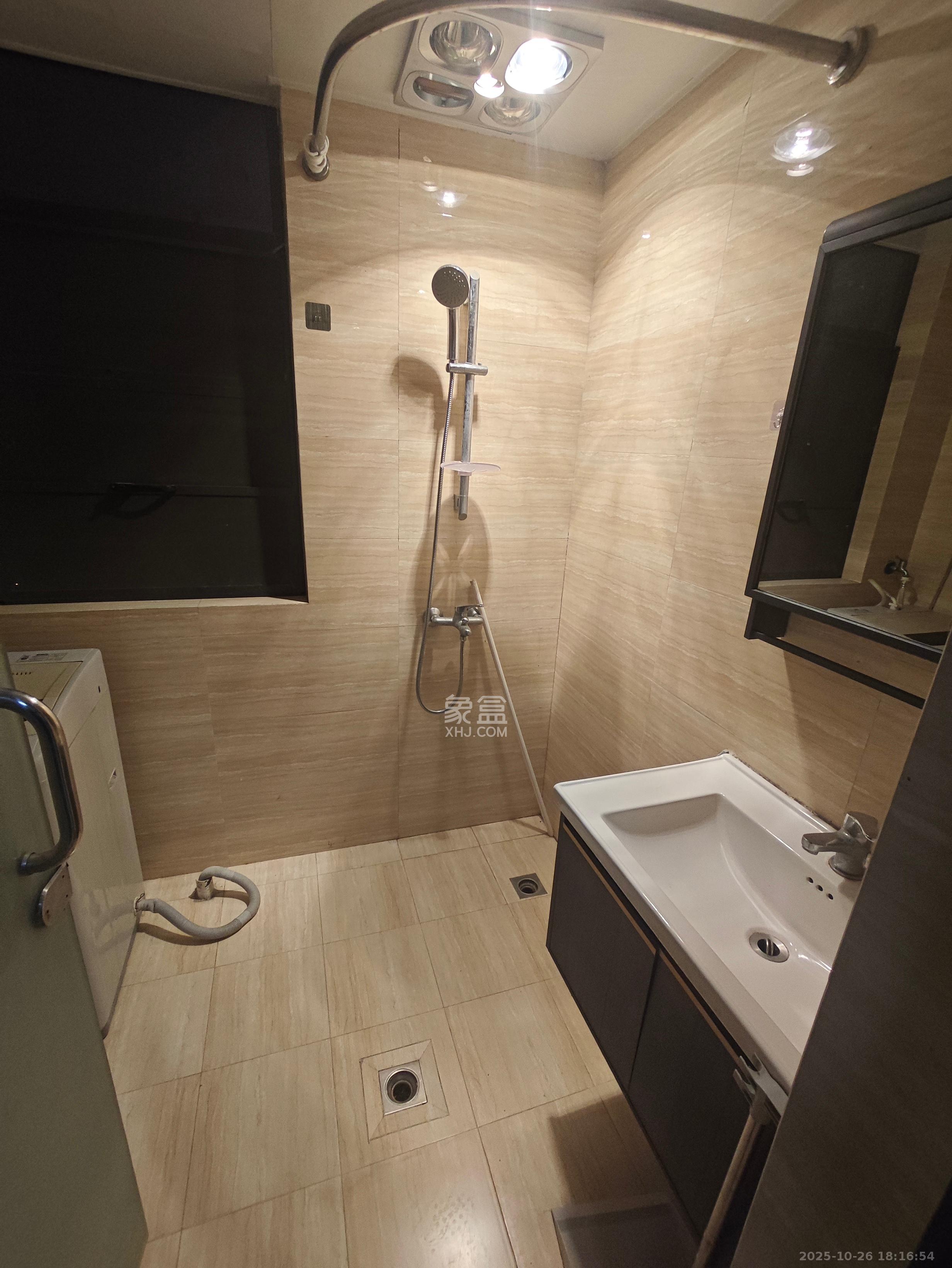 融科东南海  1室1厅1卫    1100.0元/月室内图