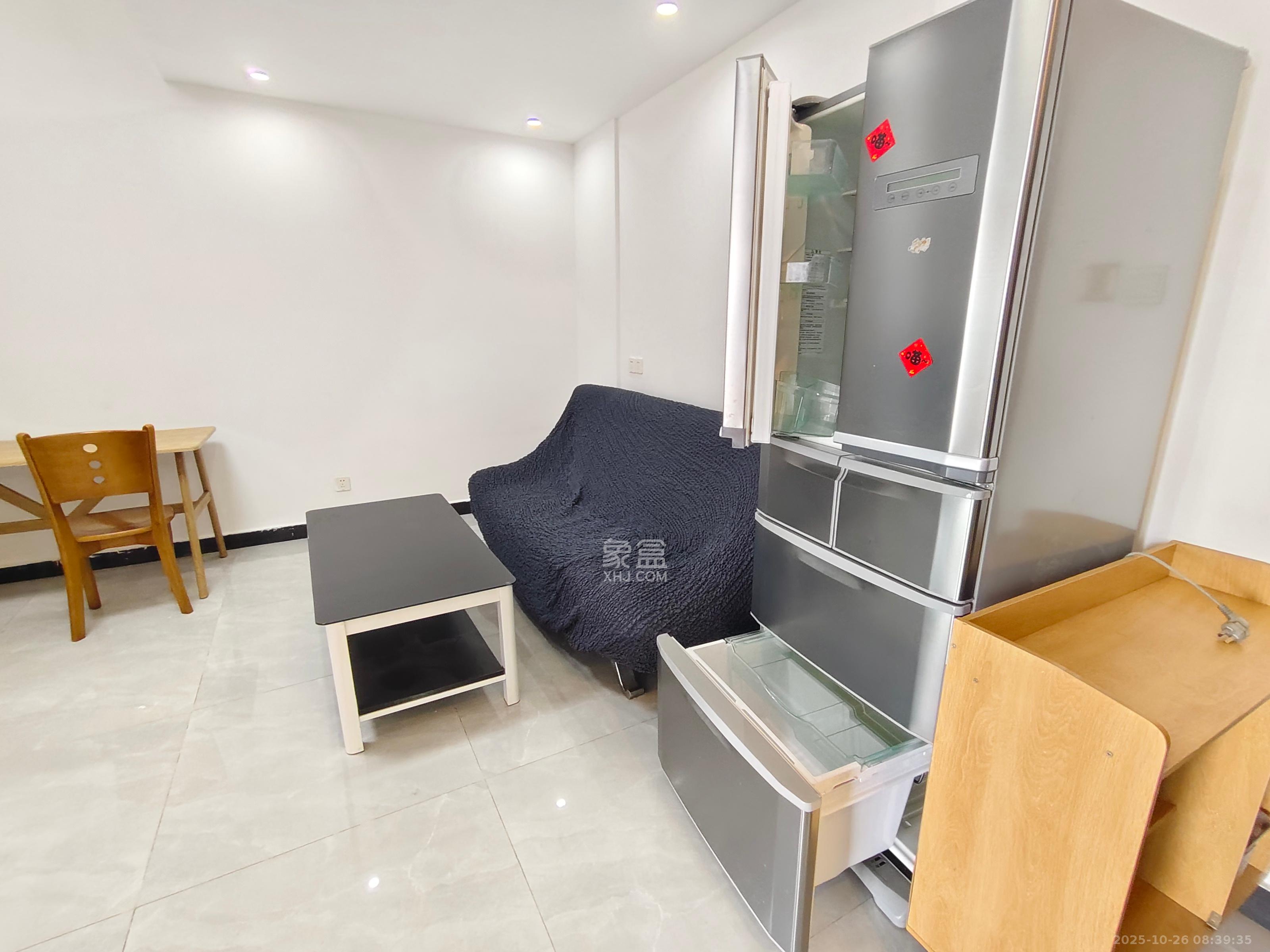 洋湖18克拉(旷远洋湖18克拉)  2室1厅1卫    2200.0元/月 洋湖18克拉(旷远洋湖18克拉)  2室1厅1卫    2200.0元/月室内图1