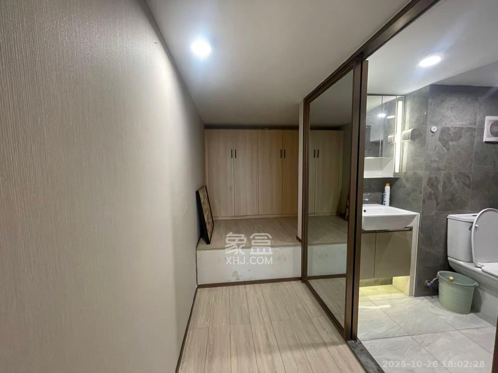 华远华时代  3室2厅2卫    4000.0元/月室内图