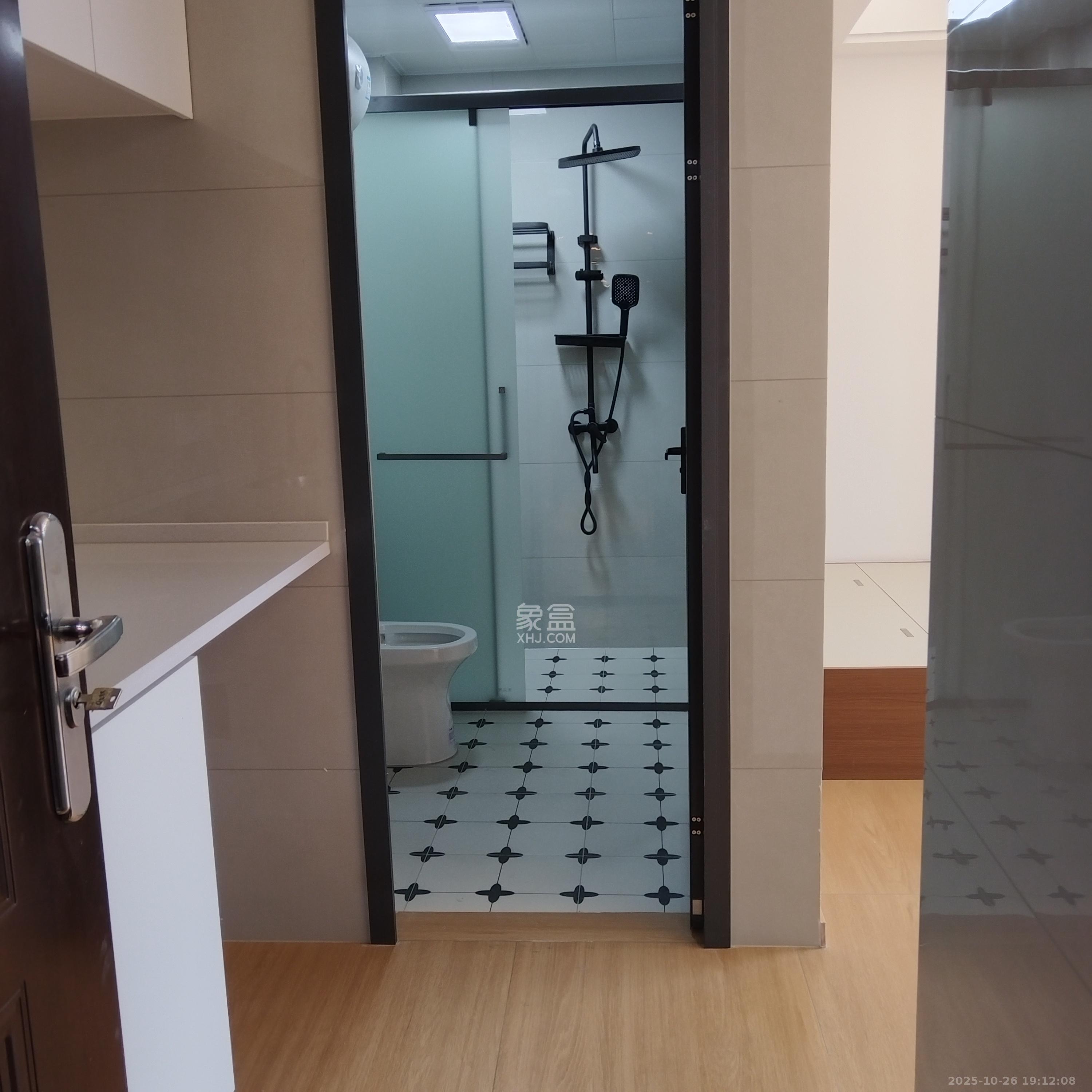 中海珑悦府 1室1厅1卫 1100.0元/月 中海珑悦府 1室1厅1卫 1100.0元/月室内图