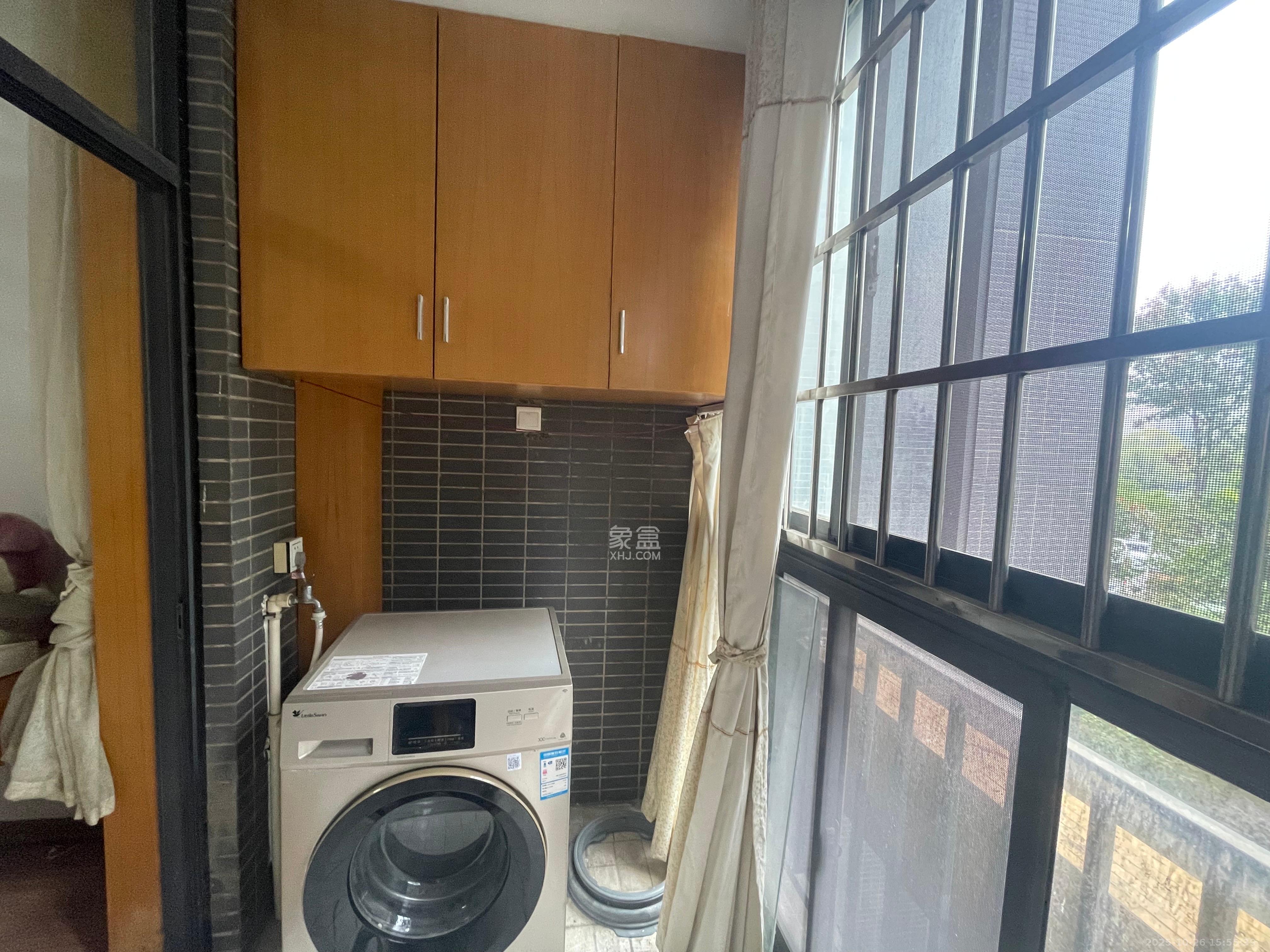 中信文化广场(中信新城二期) 3室1厅1卫 1900.0元/月 中信文化广场(中信新城二期) 3室1厅1卫 1900.0元/月室内图