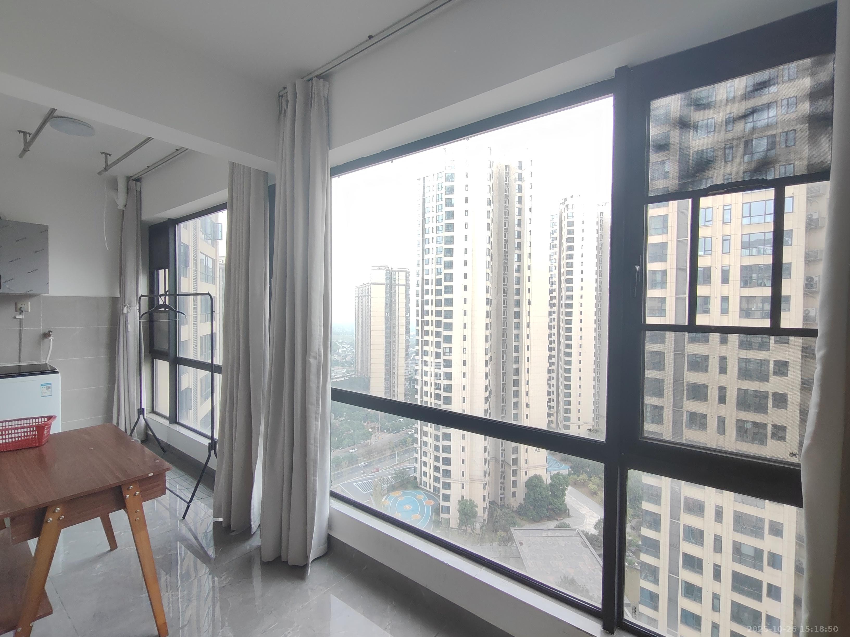 建投象山国际  3室2厅2卫    2800.0元/月室内图