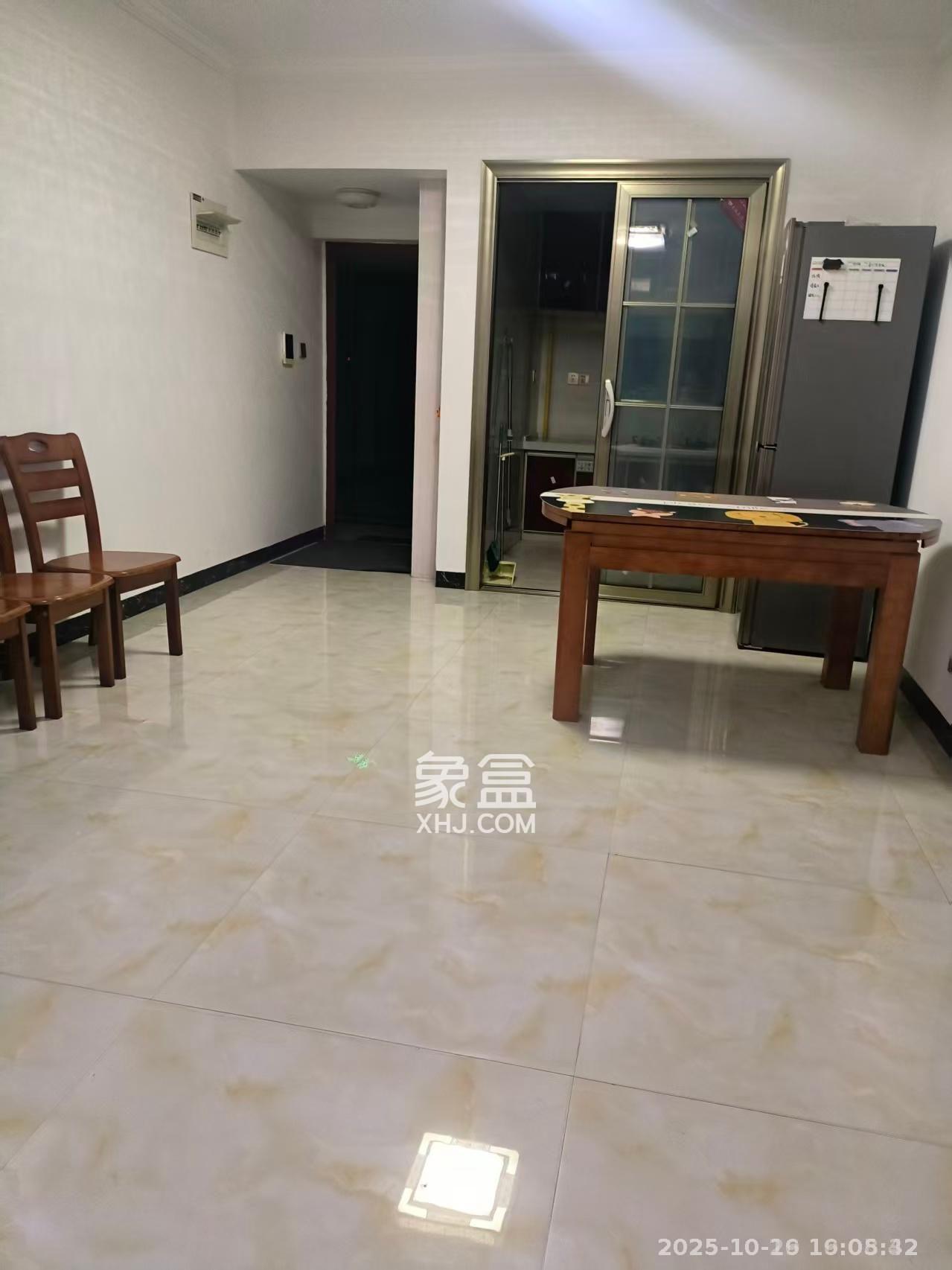 金南家园二期  2室2厅1卫    1700.0元/月 金南家园二期  2室2厅1卫    1700.0元/月室内图1