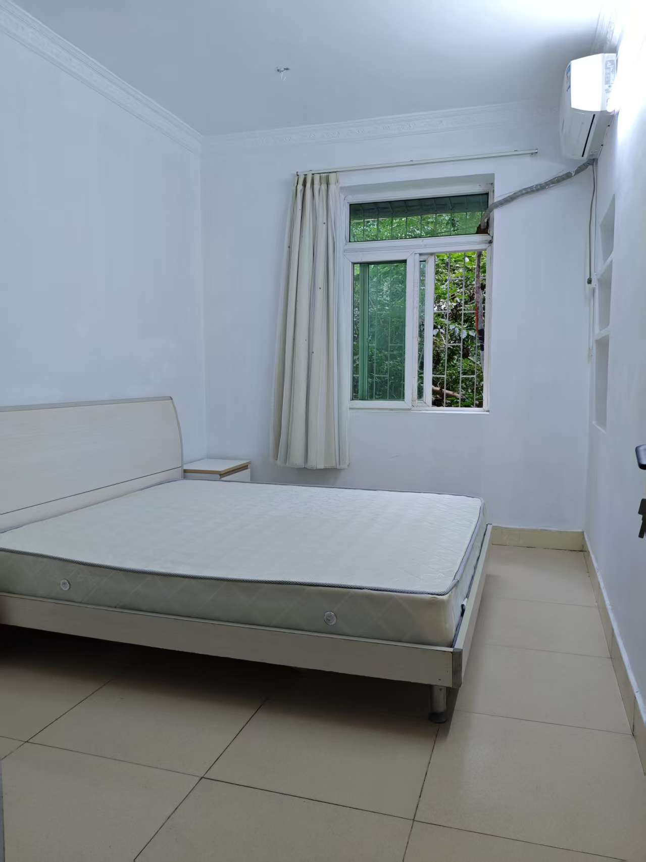 省公安厅宿舍 2室1厅1卫 1600.0元/月 省公安厅宿舍 2室1厅1卫 1600.0元/月室内图