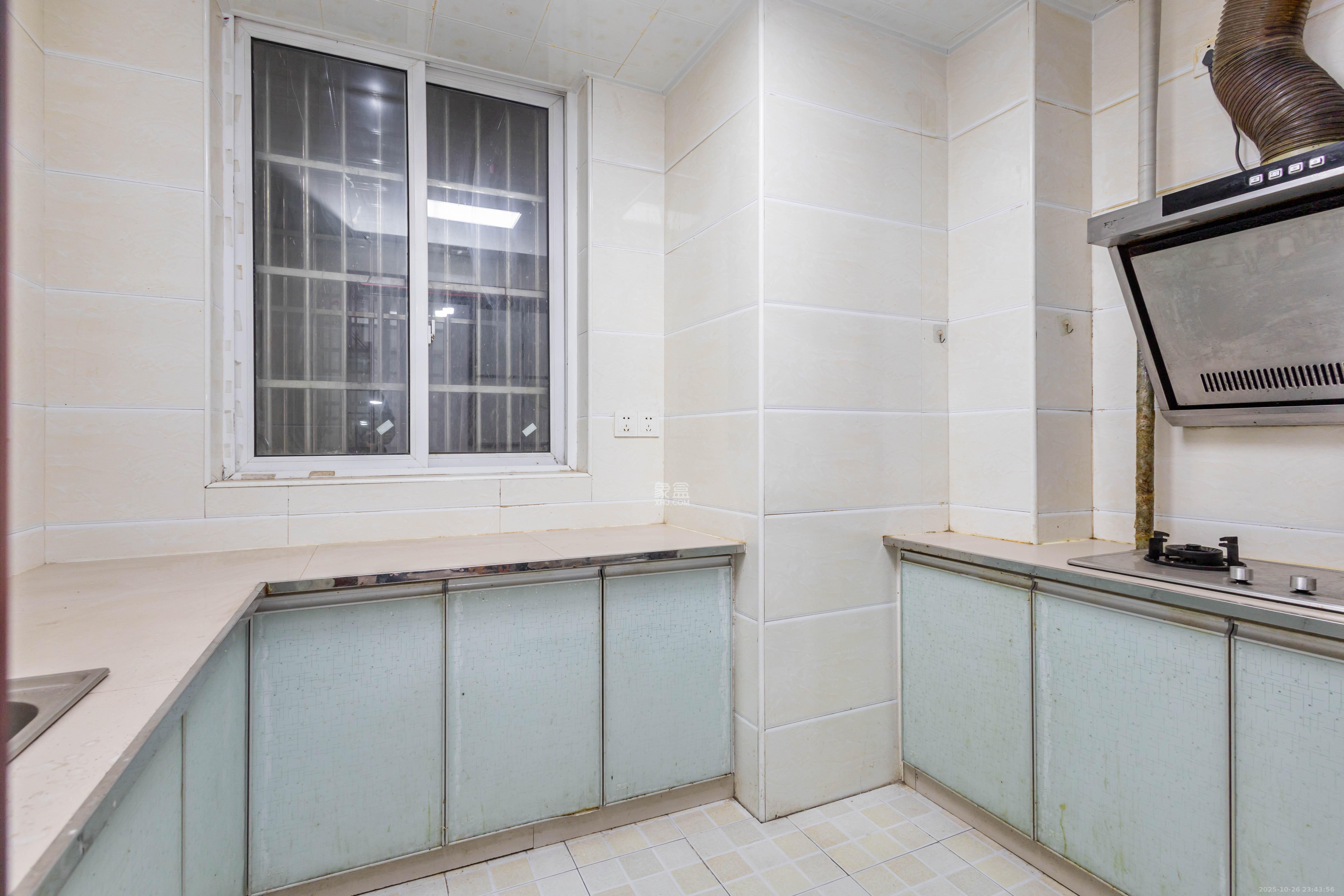 爵士湘  2室2厅1卫    34.0万厨房