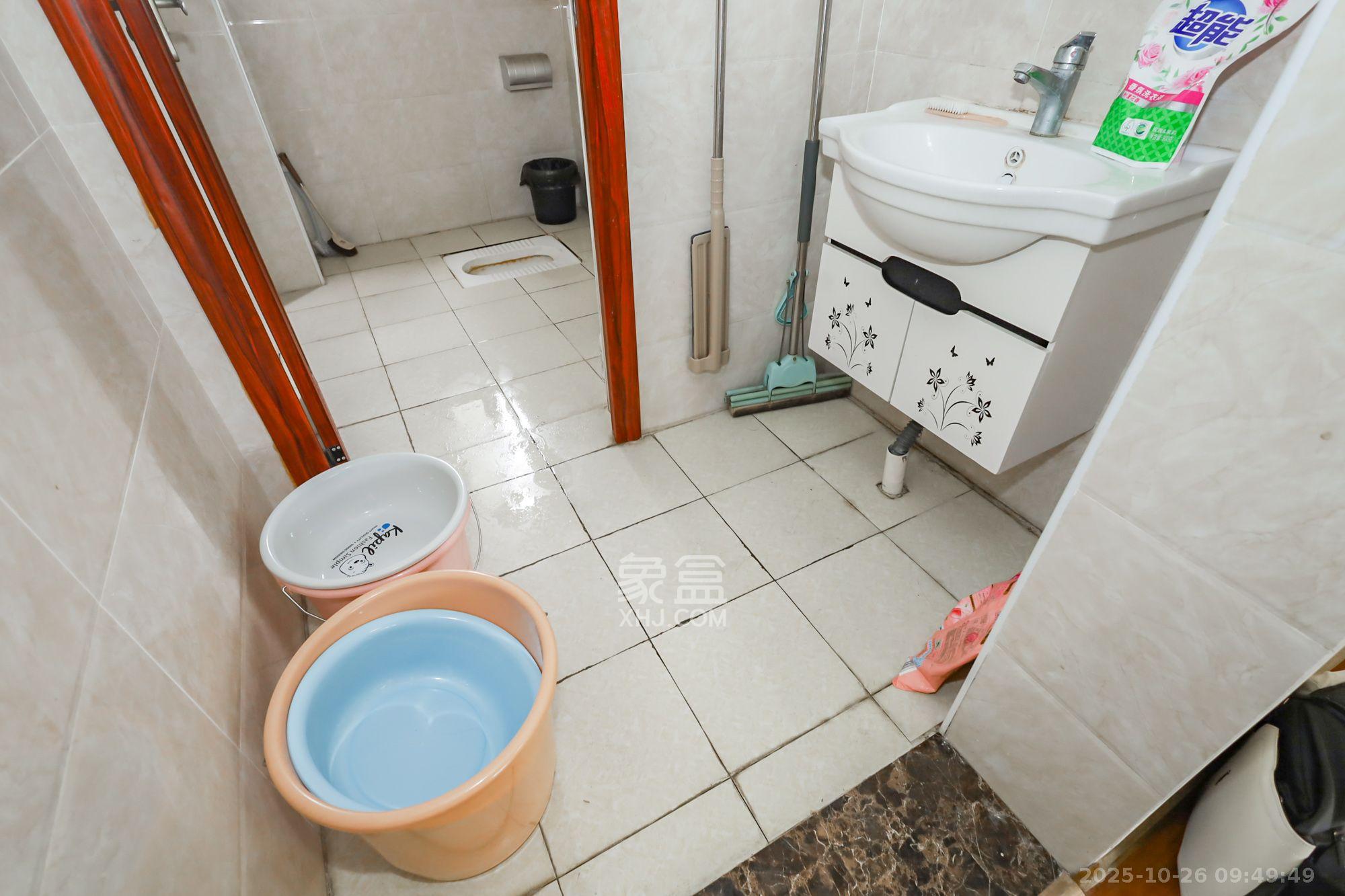 金科世界城  4室2厅2卫    2800.0元/月 金科世界城  4室2厅2卫    2800.0元/月室内图