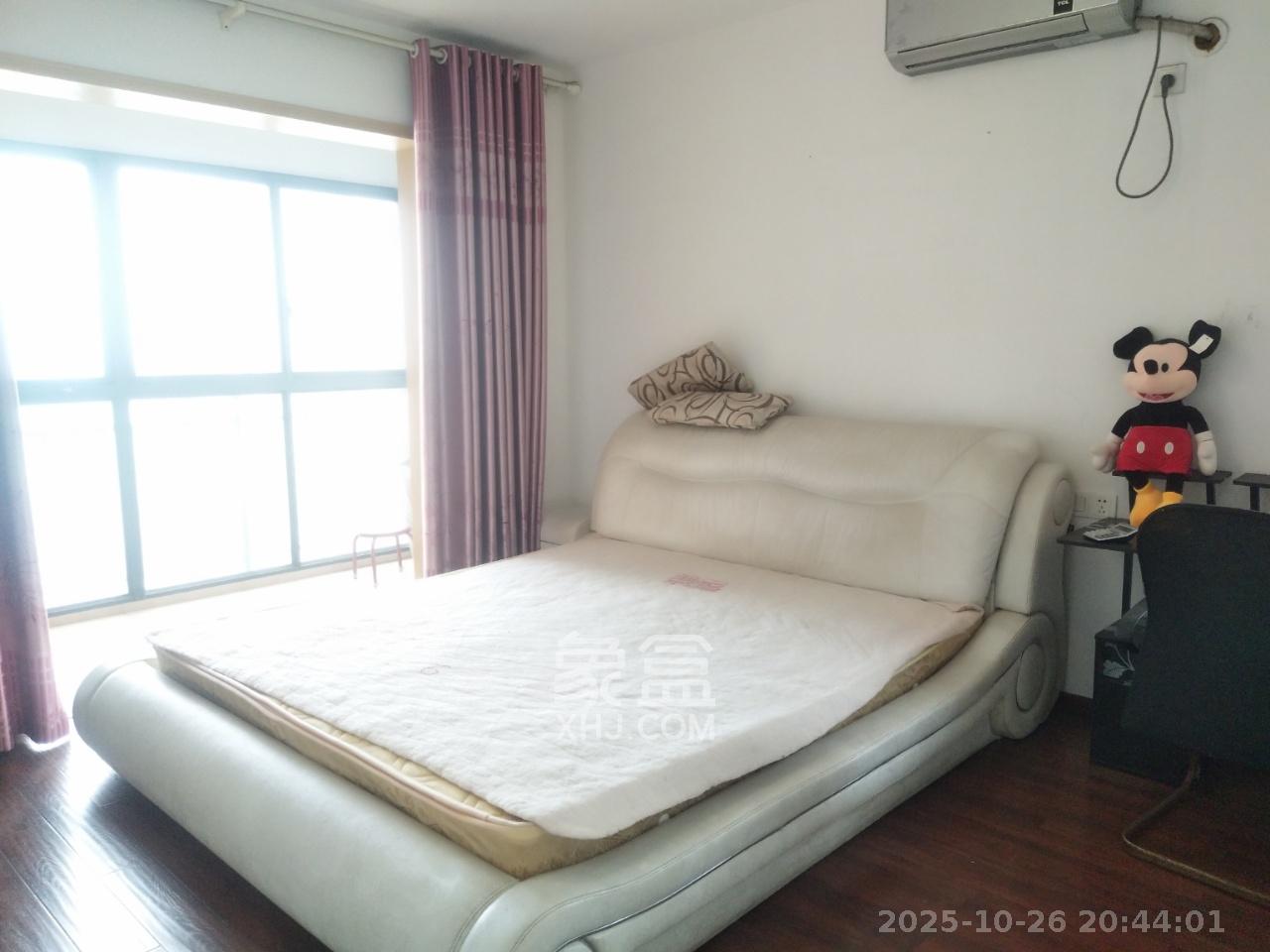 麓江春 2室1厅1卫 2300.0元/月 麓江春 2室1厅1卫 2300.0元/月室内图