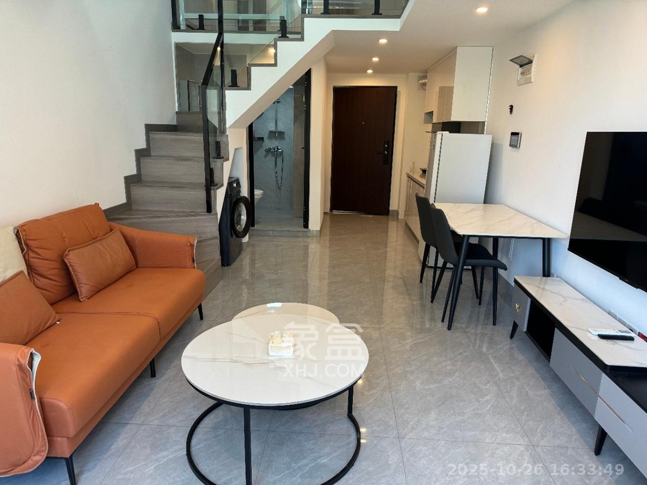 佳兆业云顶都汇  2室1厅1卫    1800.0元/月 佳兆业云顶都汇  2室1厅1卫    1800.0元/月