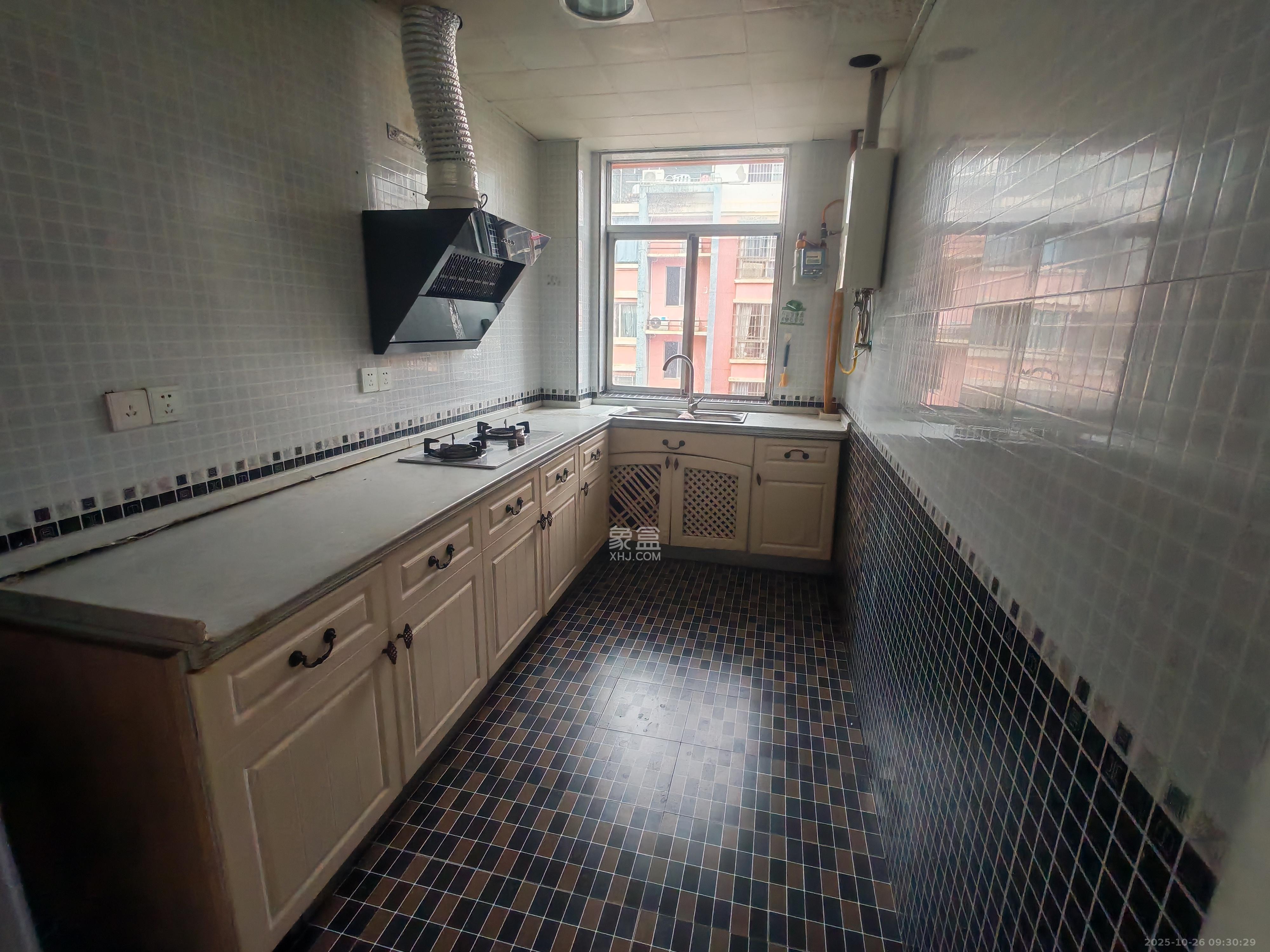 新星小区  3室2厅1卫    2050.0元/月室内图