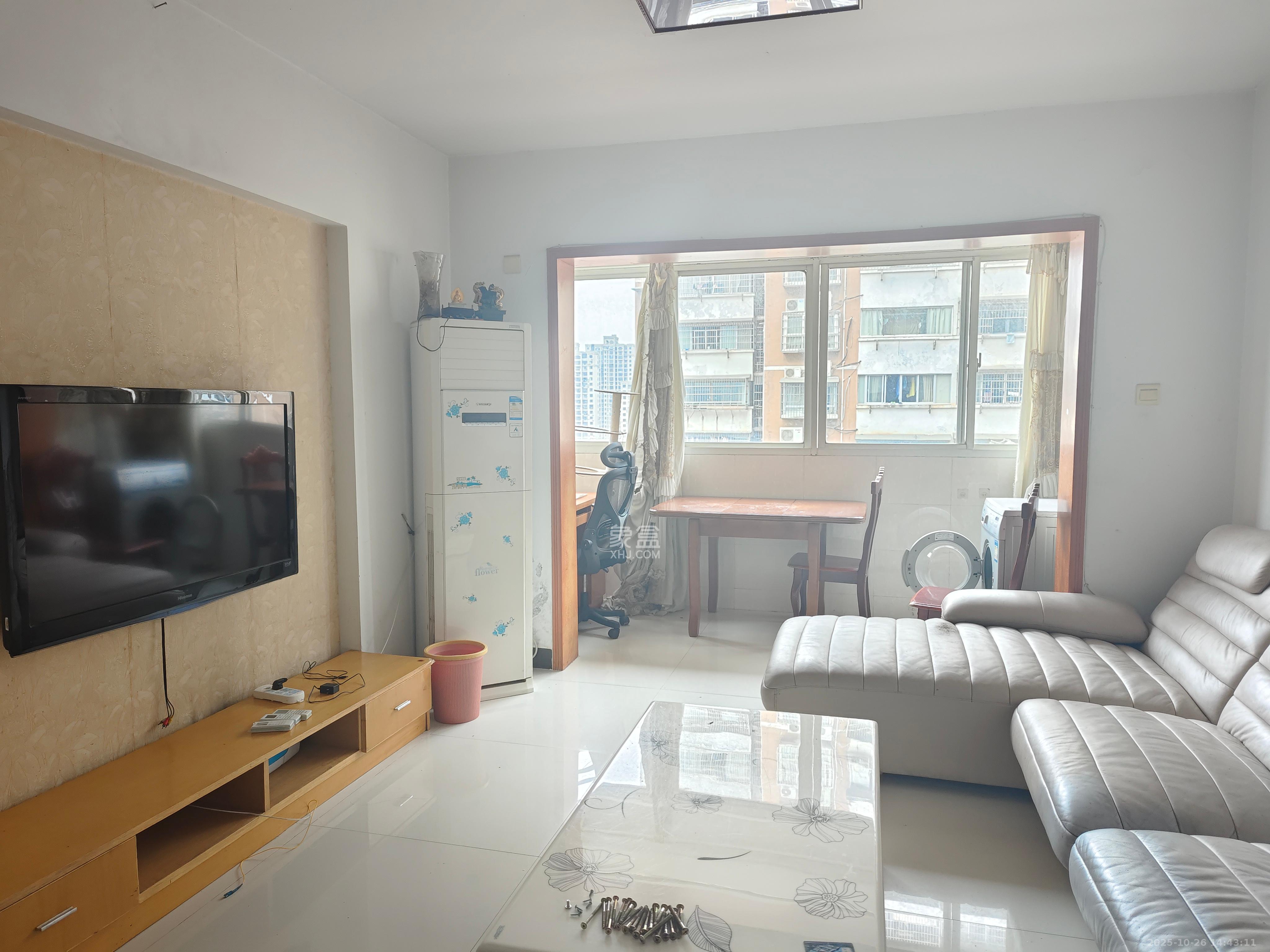 德润园  2室2厅1卫    1900.0元/月室内图