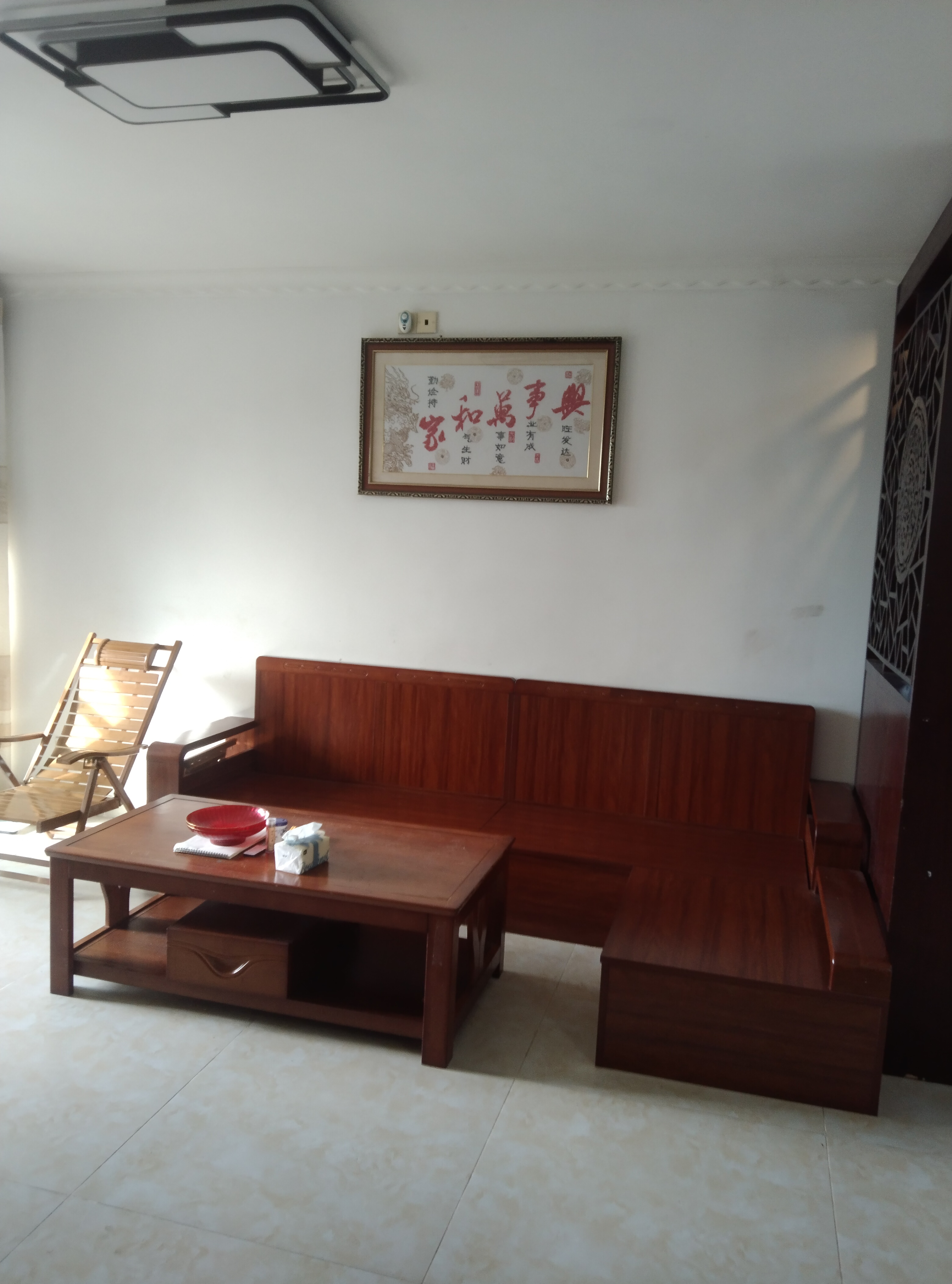 宇建城市花园  3室2厅2卫    2500.0元/月 宇建城市花园  3室2厅2卫    2500.0元/月室内图