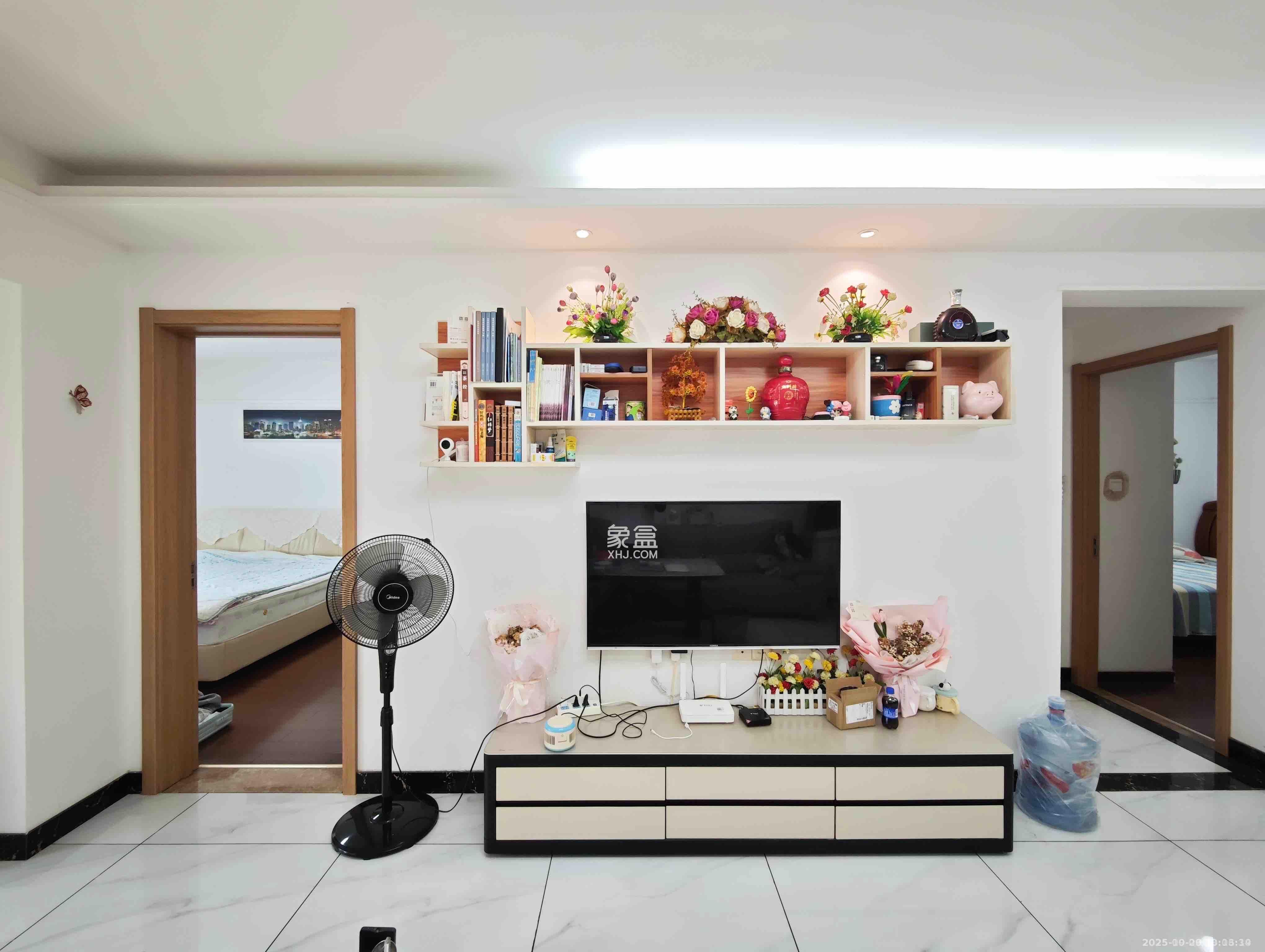 万科魅力之城非凡里  3室1厅2卫    2600.0元/月室内图