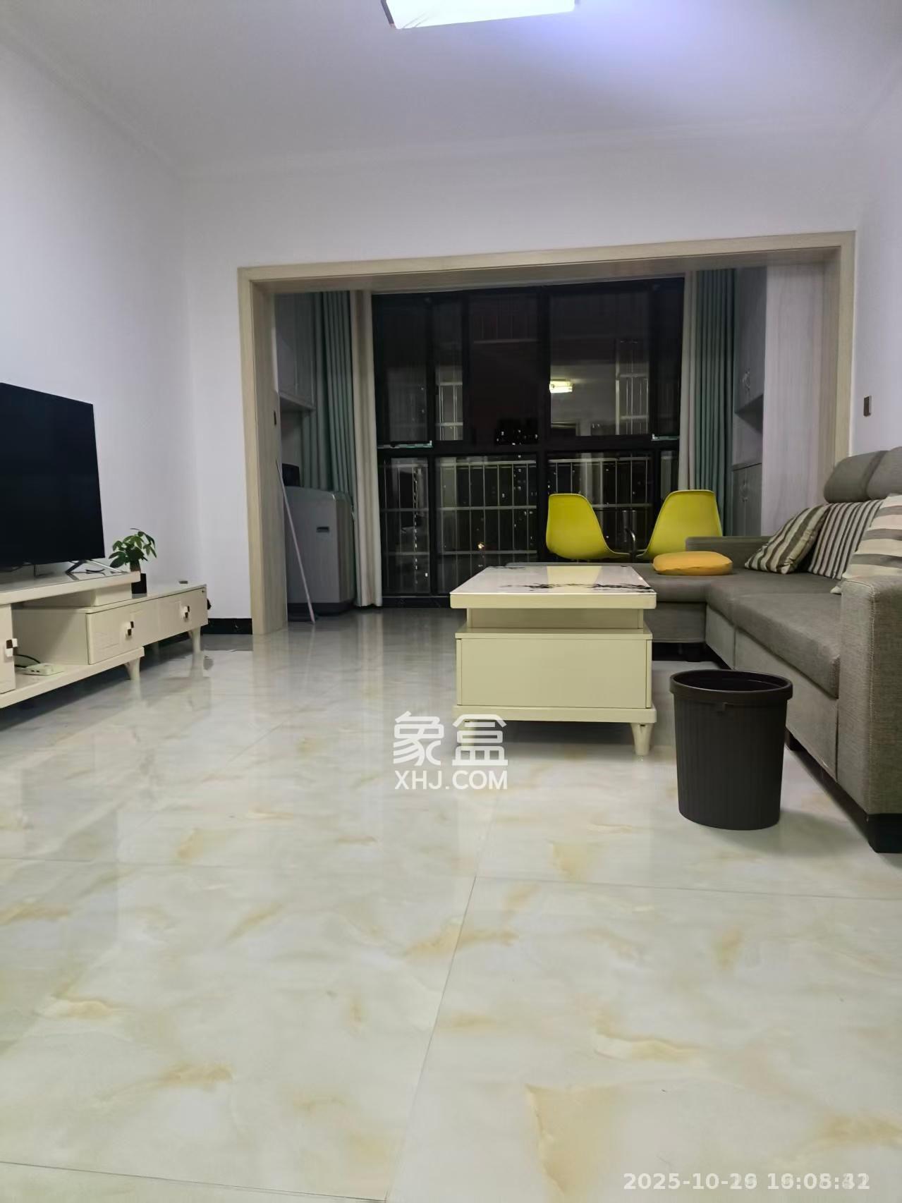 金南家园二期  2室2厅1卫    1700.0元/月 金南家园二期  2室2厅1卫    1700.0元/月室内图