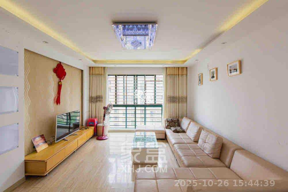 华盛世纪新城  4室2厅2卫    2200.0元/月 华盛世纪新城  4室2厅2卫    2200.0元/月室内图1