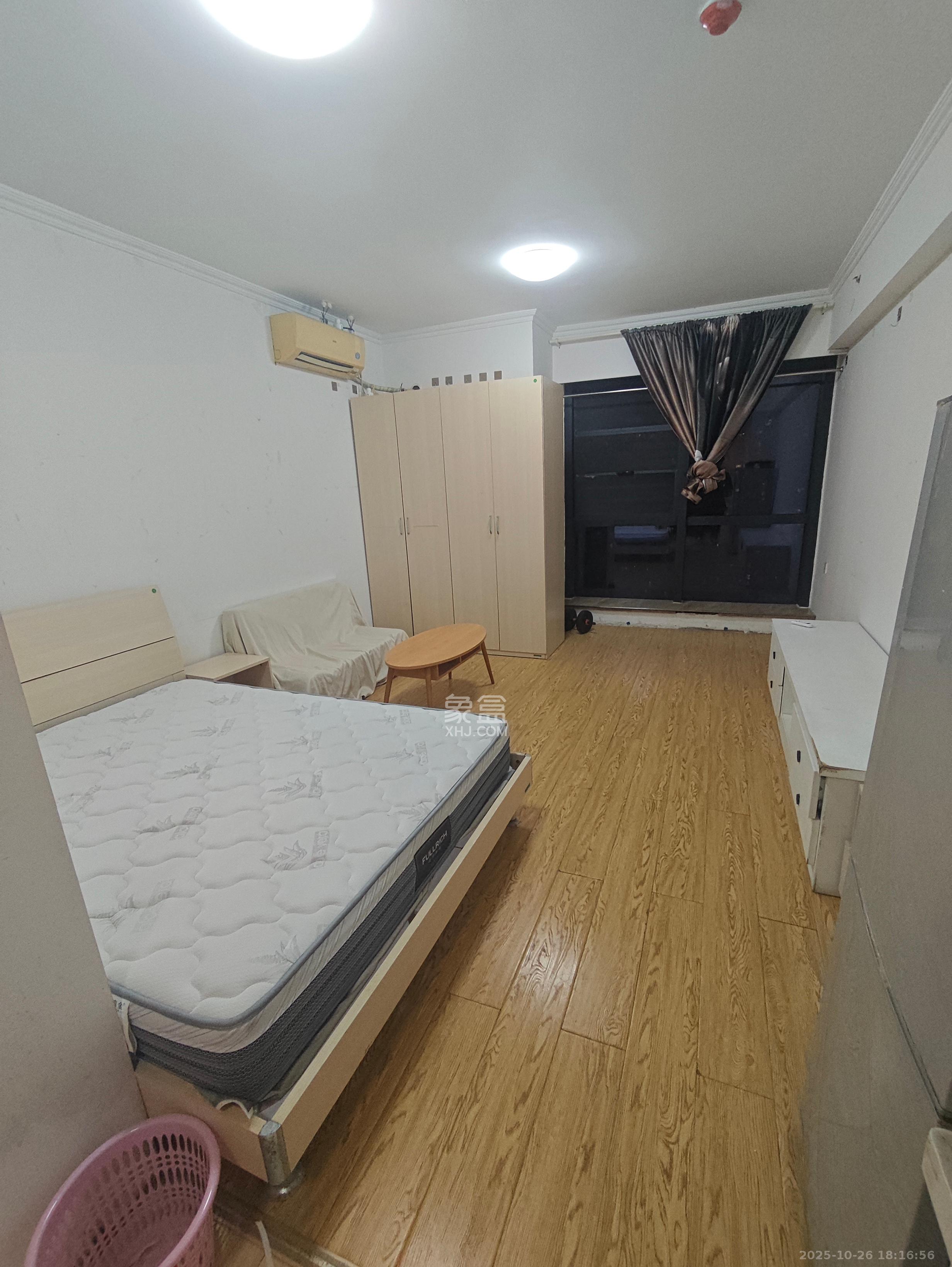 融科东南海  1室1厅1卫    1100.0元/月室内图