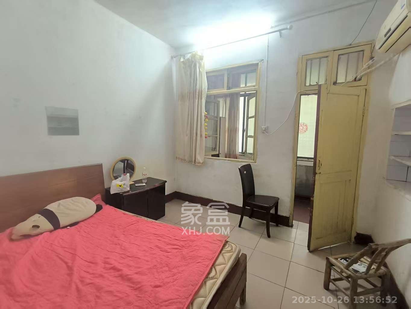 东瓜山一村  1室1厅1卫    700.0元/月 东瓜山一村  1室1厅1卫    700.0元/月室内图