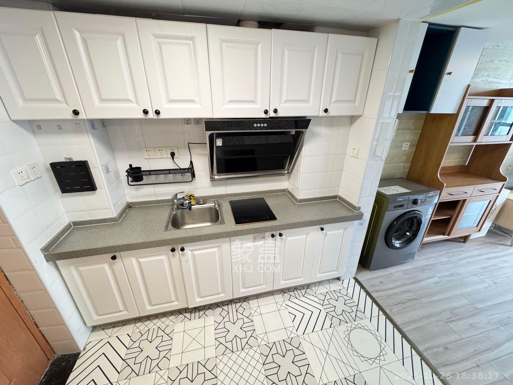 洋湖时代  1室1厅1卫    1600.0元/月室内图