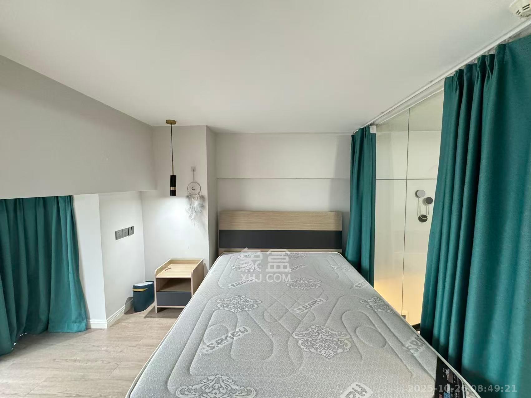 芙蓉万国城MOMA(卓越汇富苑)  2室1厅1卫    2100.0元/月 芙蓉万国城MOMA(卓越汇富苑)  2室1厅1卫    2100.0元/月室内图