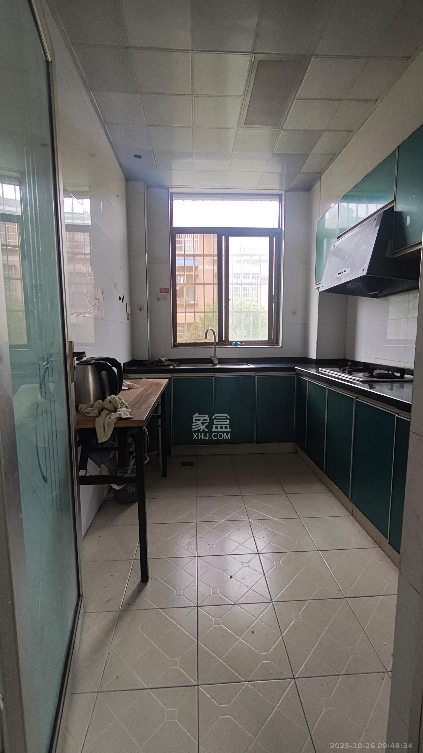 月湖安置小区(马栏山小区)  3室2厅1卫    1600.0元/月 月湖安置小区(马栏山小区)  3室2厅1卫    1600.0元/月