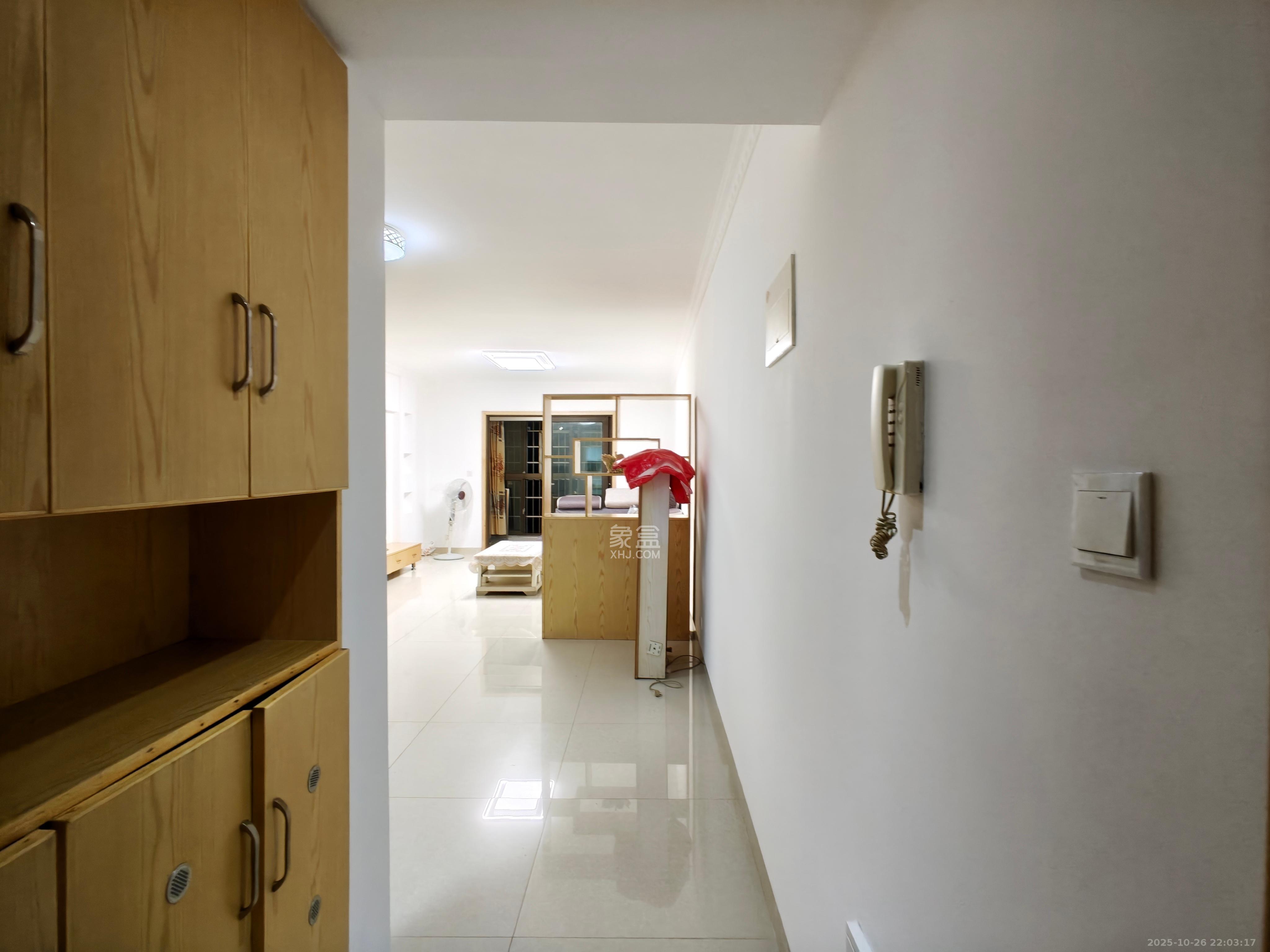 金南家园一期  3室2厅1卫    1800.0元/月室内图