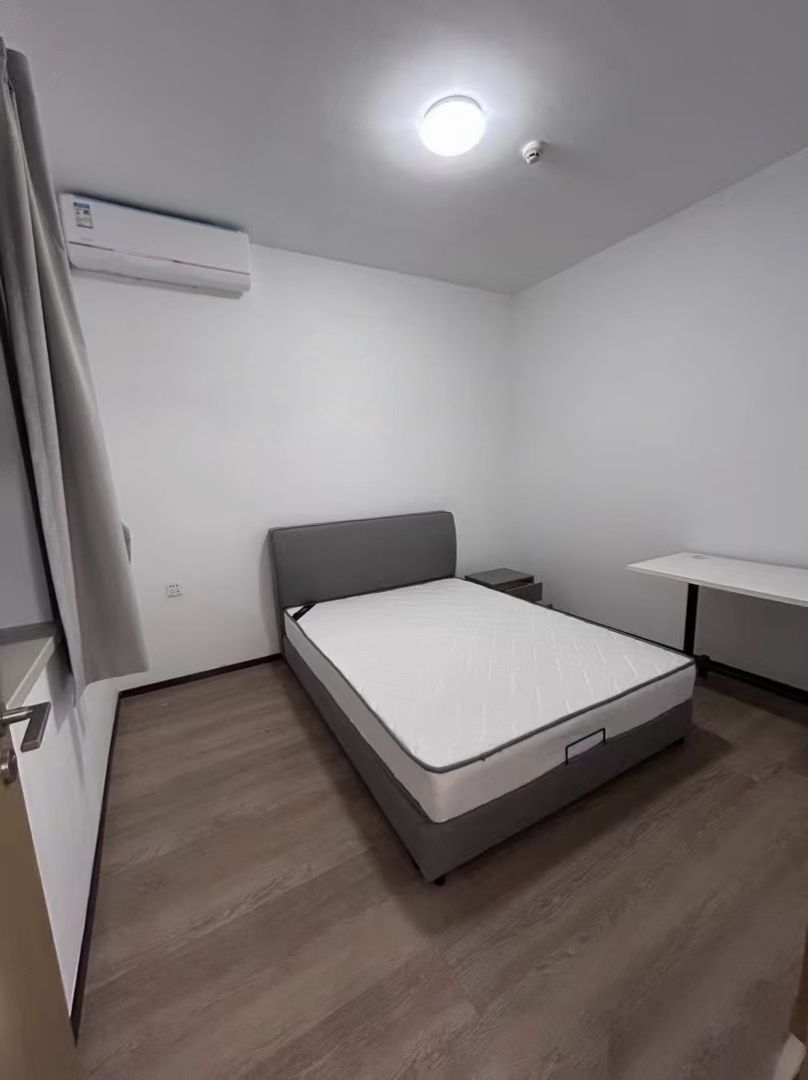 华润中心二期东悦府  2室2厅1卫    210.0万客厅