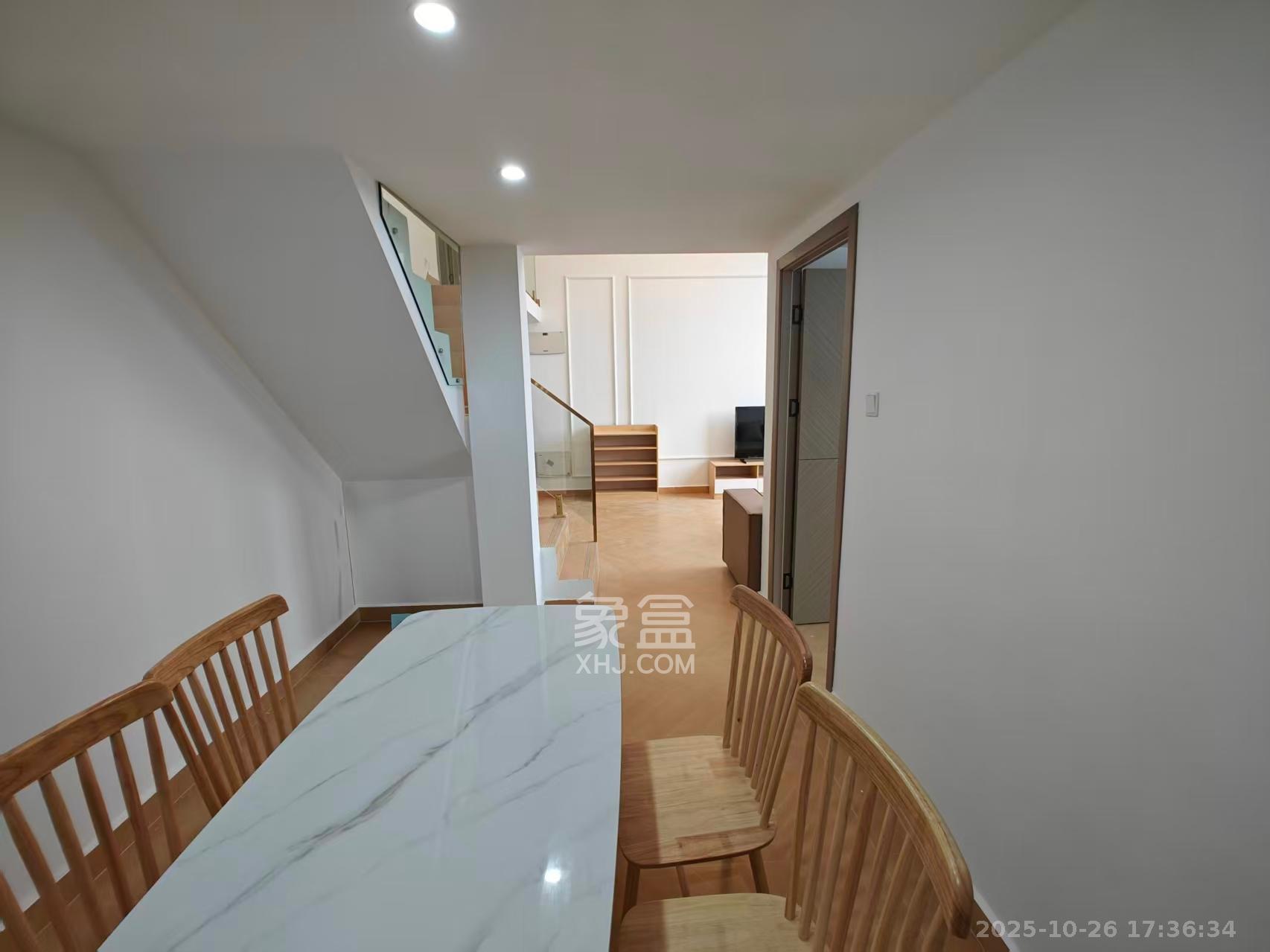 阳光城檀悦 4室2厅1卫 4300.0元/月 阳光城檀悦 4室2厅1卫 4300.0元/月室内图