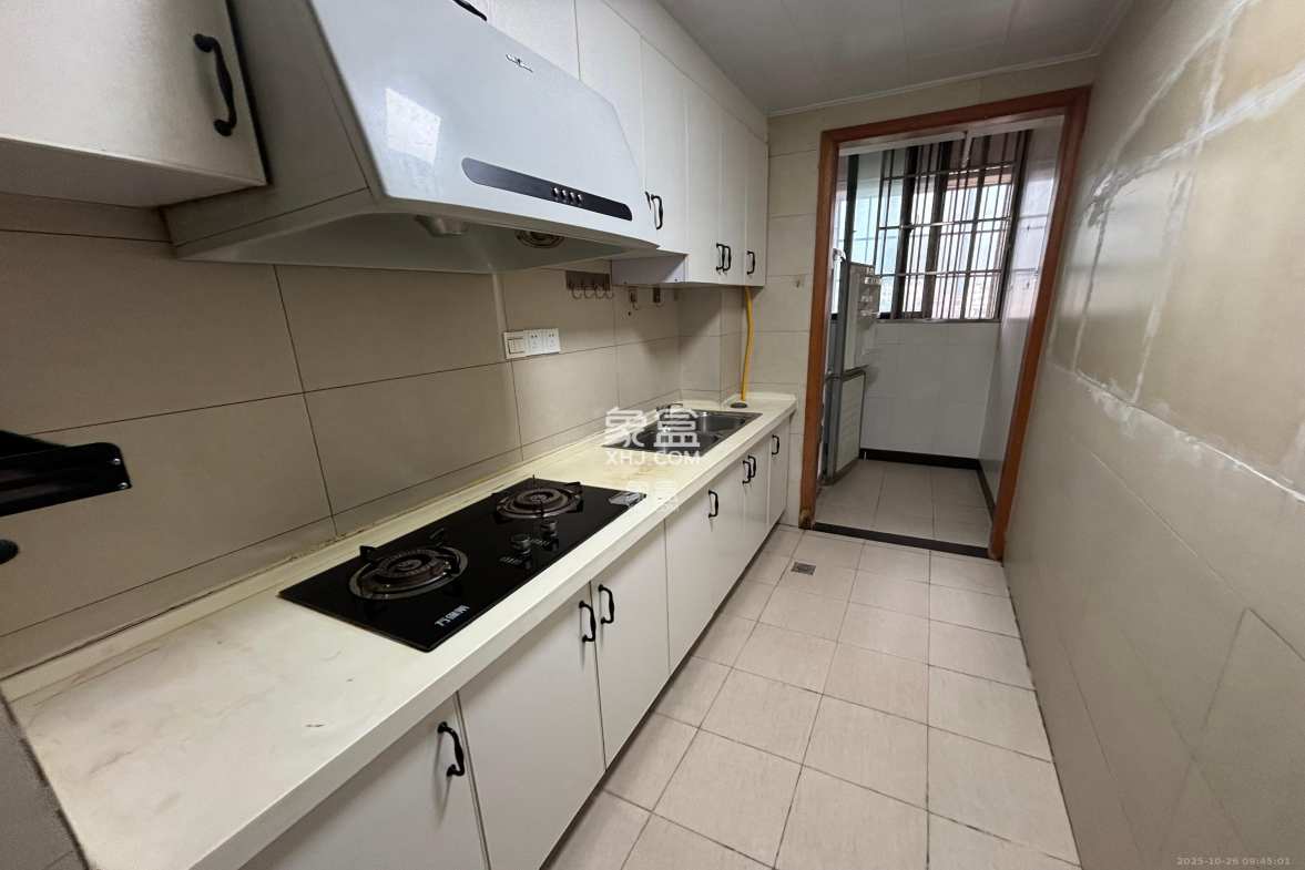 新青年公寓 1室1厅1卫 2500.0元/月 新青年公寓 1室1厅1卫 2500.0元/月室内图