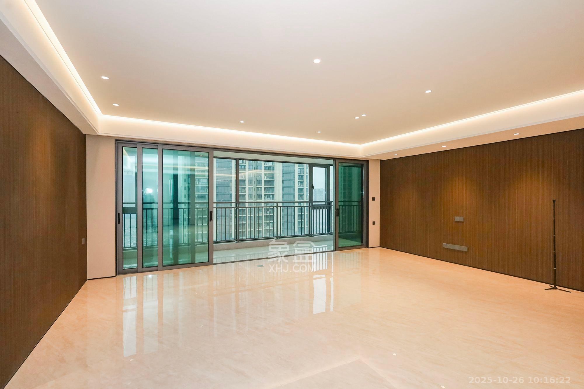 招商蛇口滨江境  4室2厅2卫    8000.0元/月 招商蛇口滨江境  4室2厅2卫    8000.0元/月