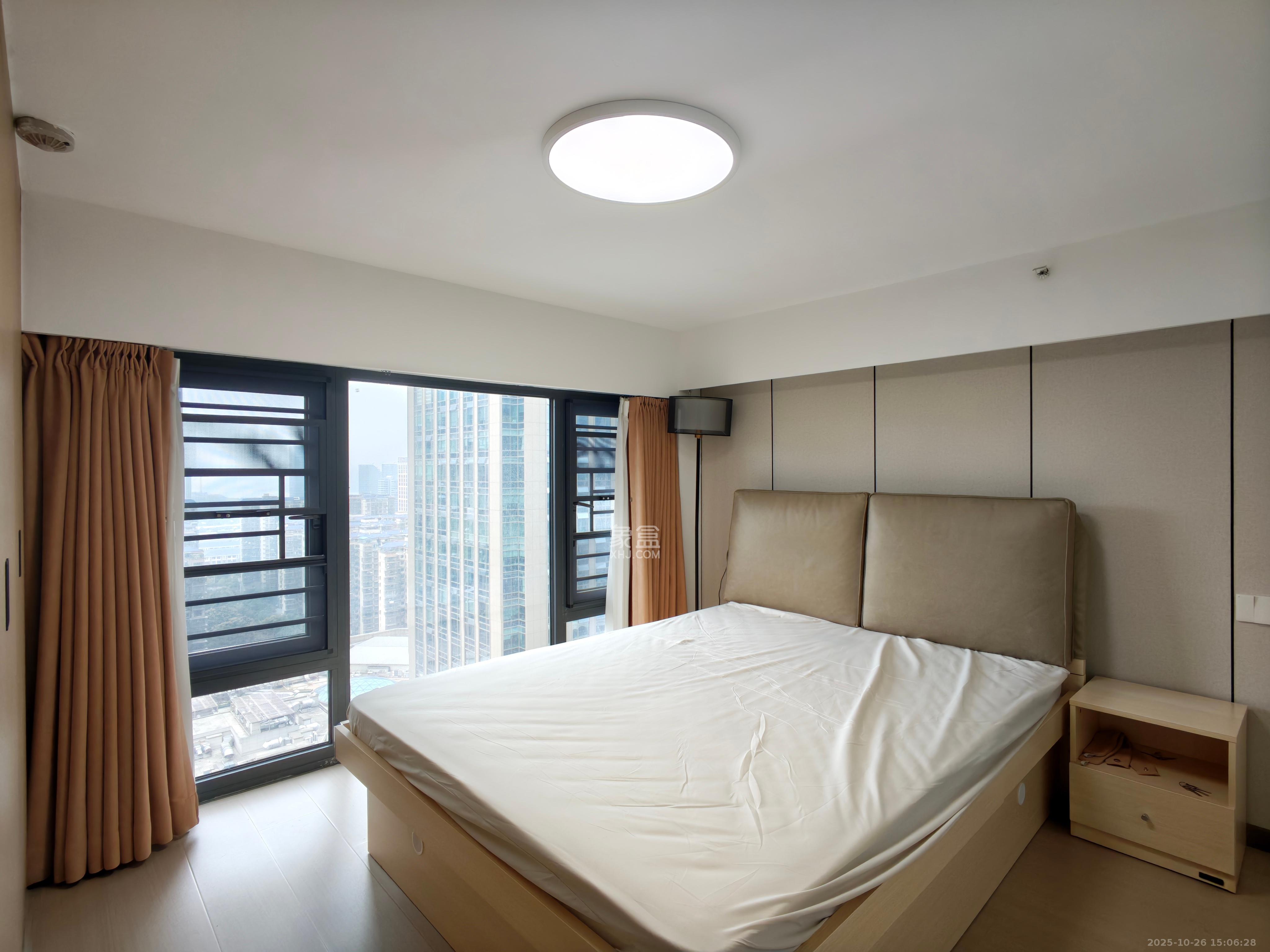 卓越中寰 2室1厅1卫 2850.0元/月 卓越中寰 2室1厅1卫 2850.0元/月室内图