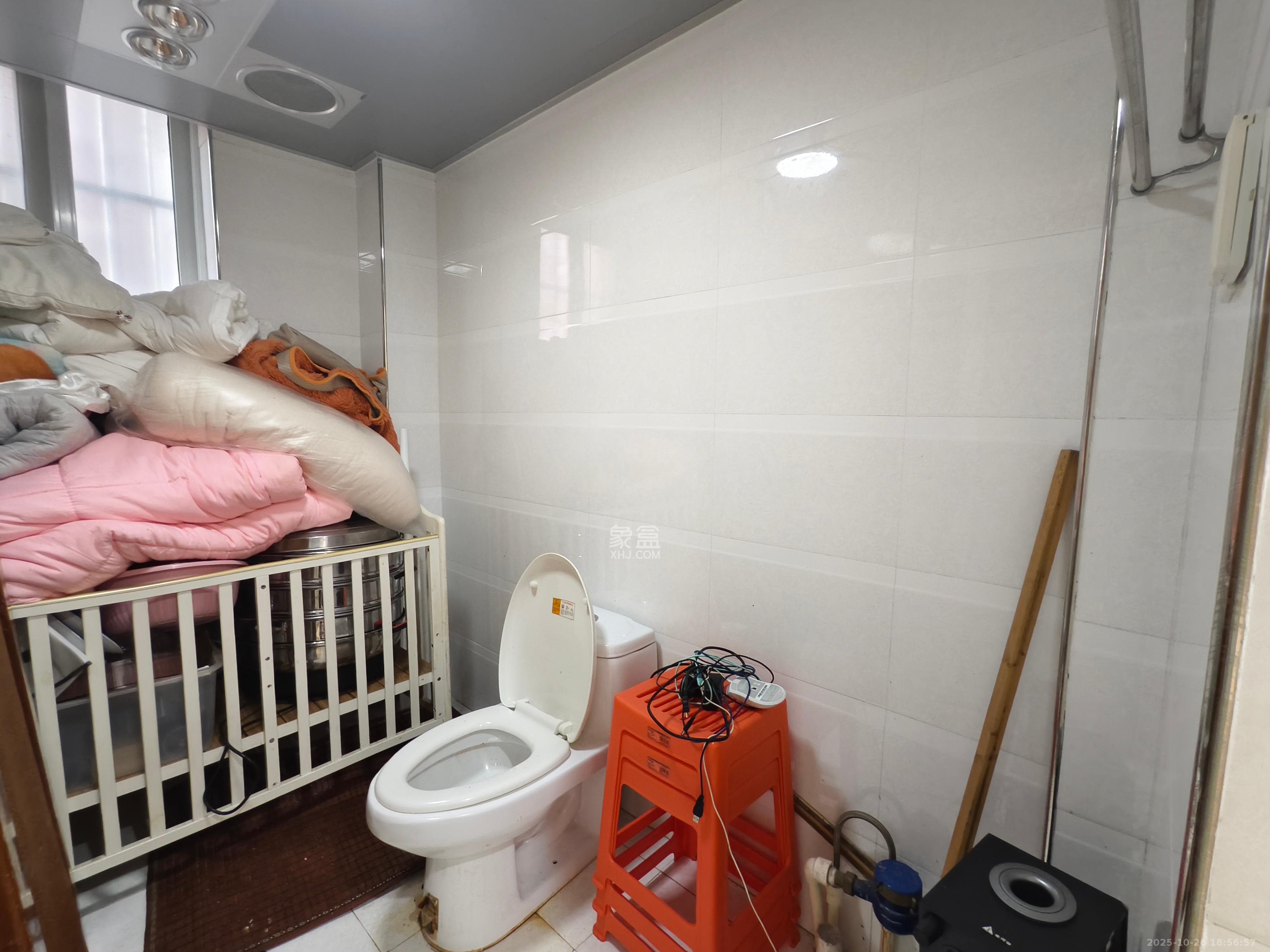 长丰星城  3室2厅2卫    1600.0元/月室内图