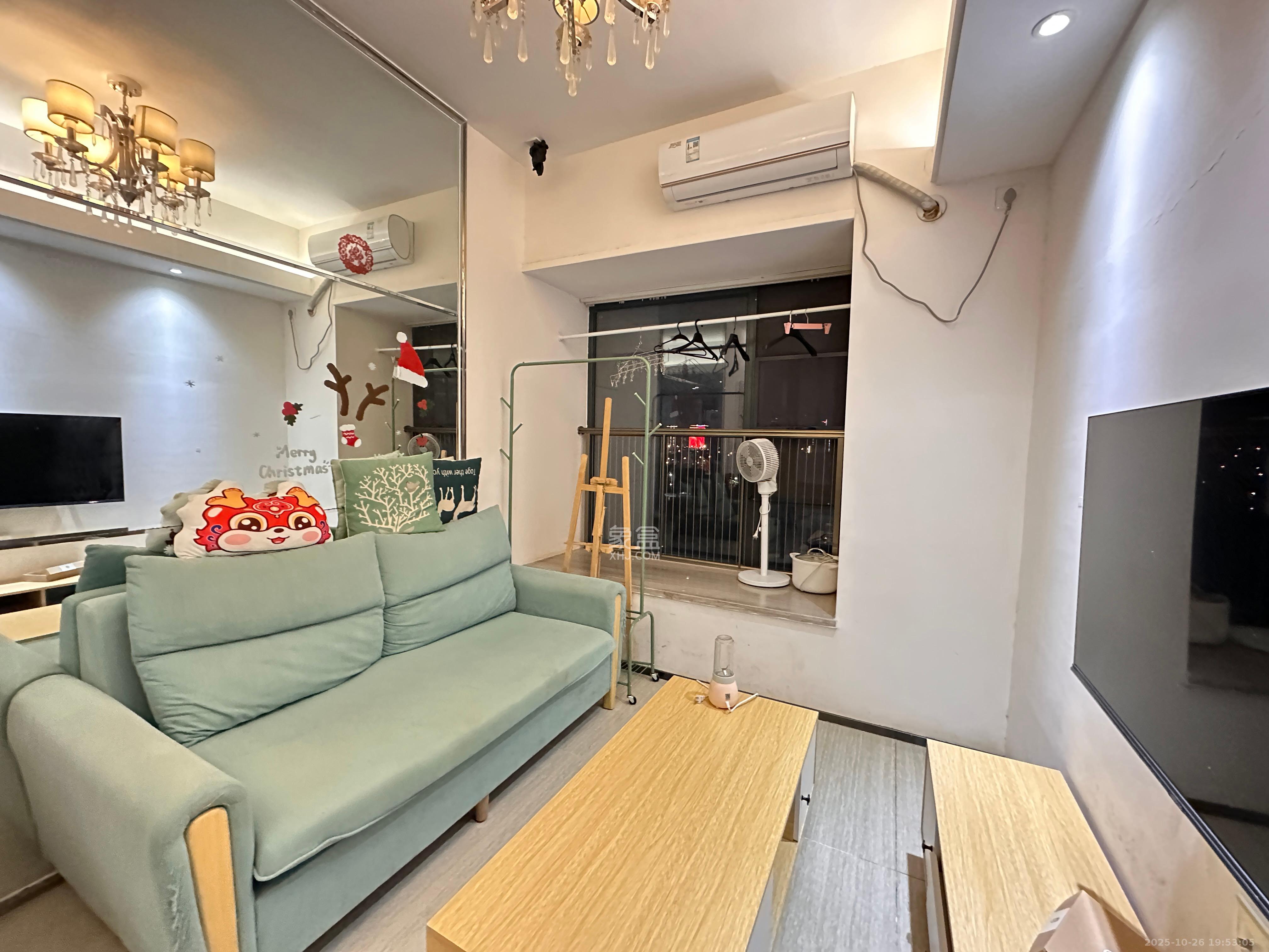 恒大国际广场  1室1厅1卫    1800.0元/月 恒大国际广场  1室1厅1卫    1800.0元/月室内图