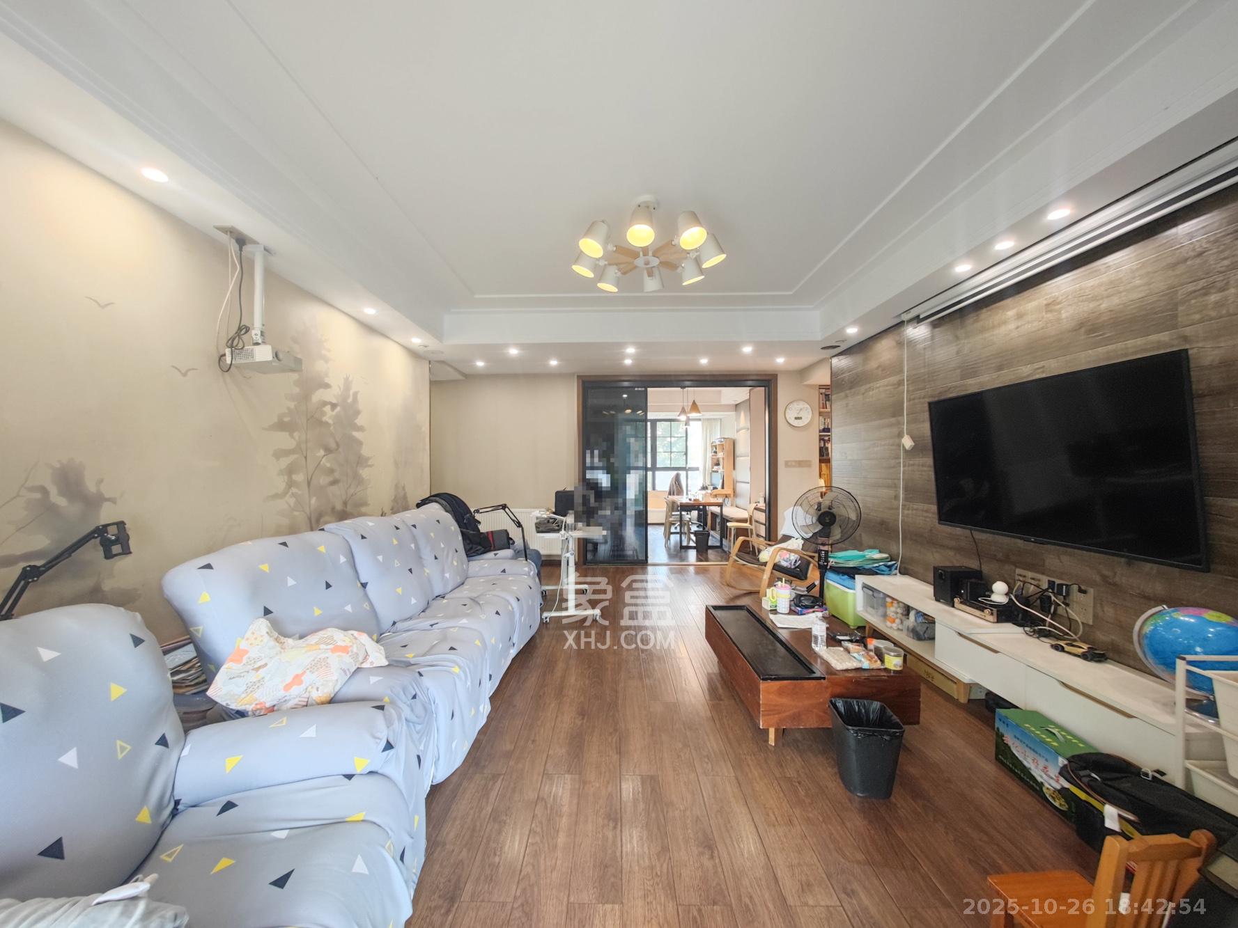 五矿万境水岸三期  5室2厅2卫    218.0万 五矿万境水岸三期  5室2厅2卫    218.0万