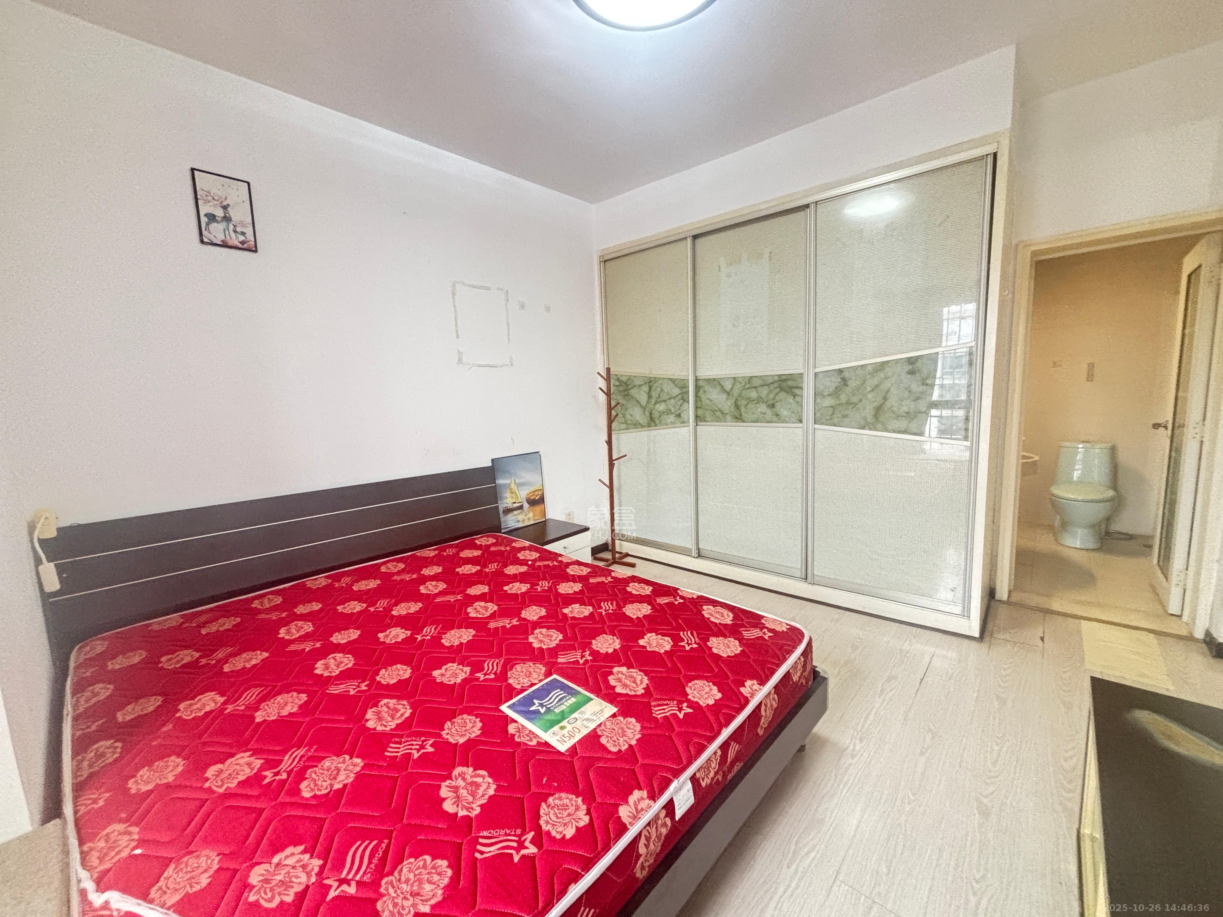 阳光丽景 2室2厅2卫 1800.0元/月 阳光丽景 2室2厅2卫 1800.0元/月室内图