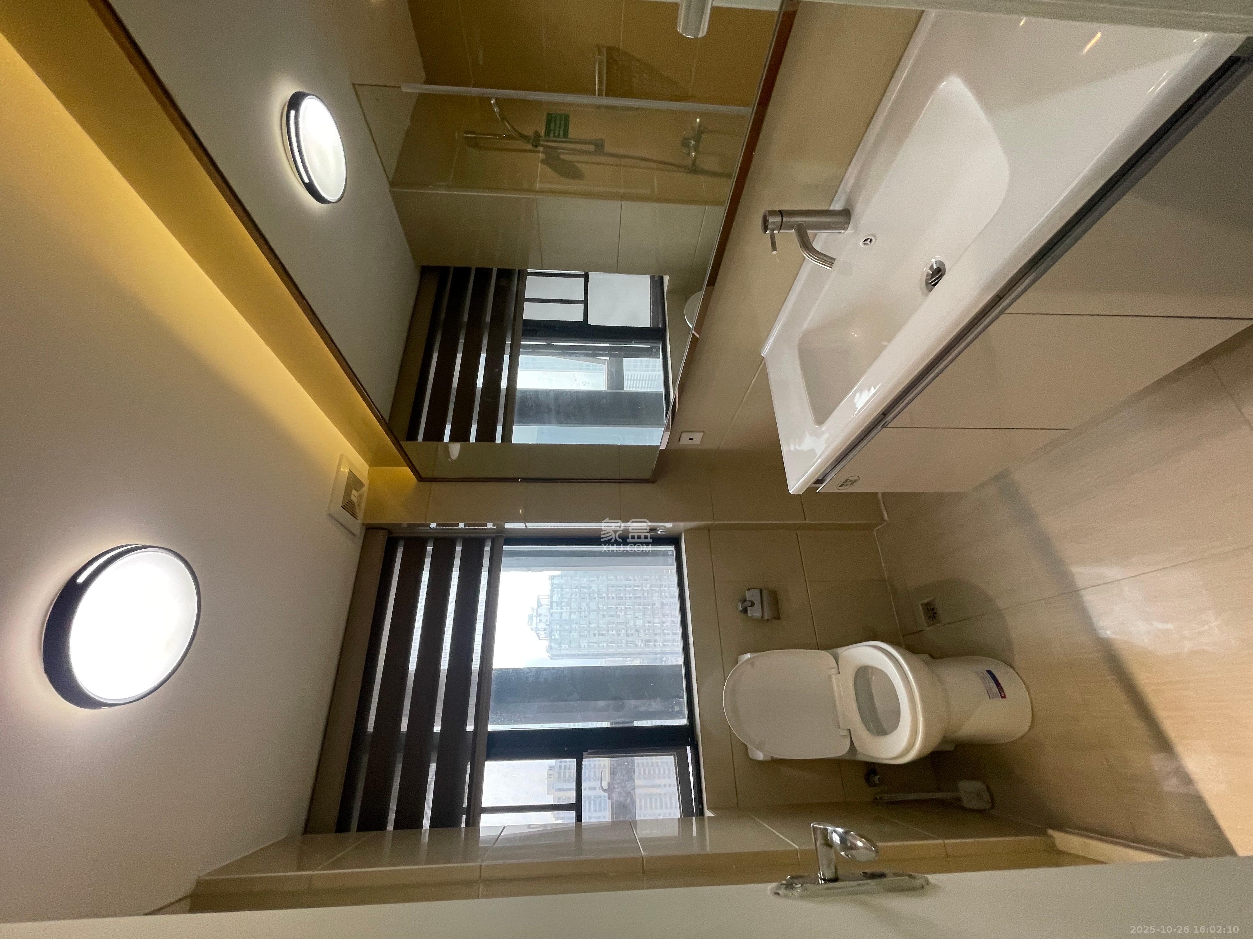 五一钻界  1室1厅1卫    2200.0元/月室内图