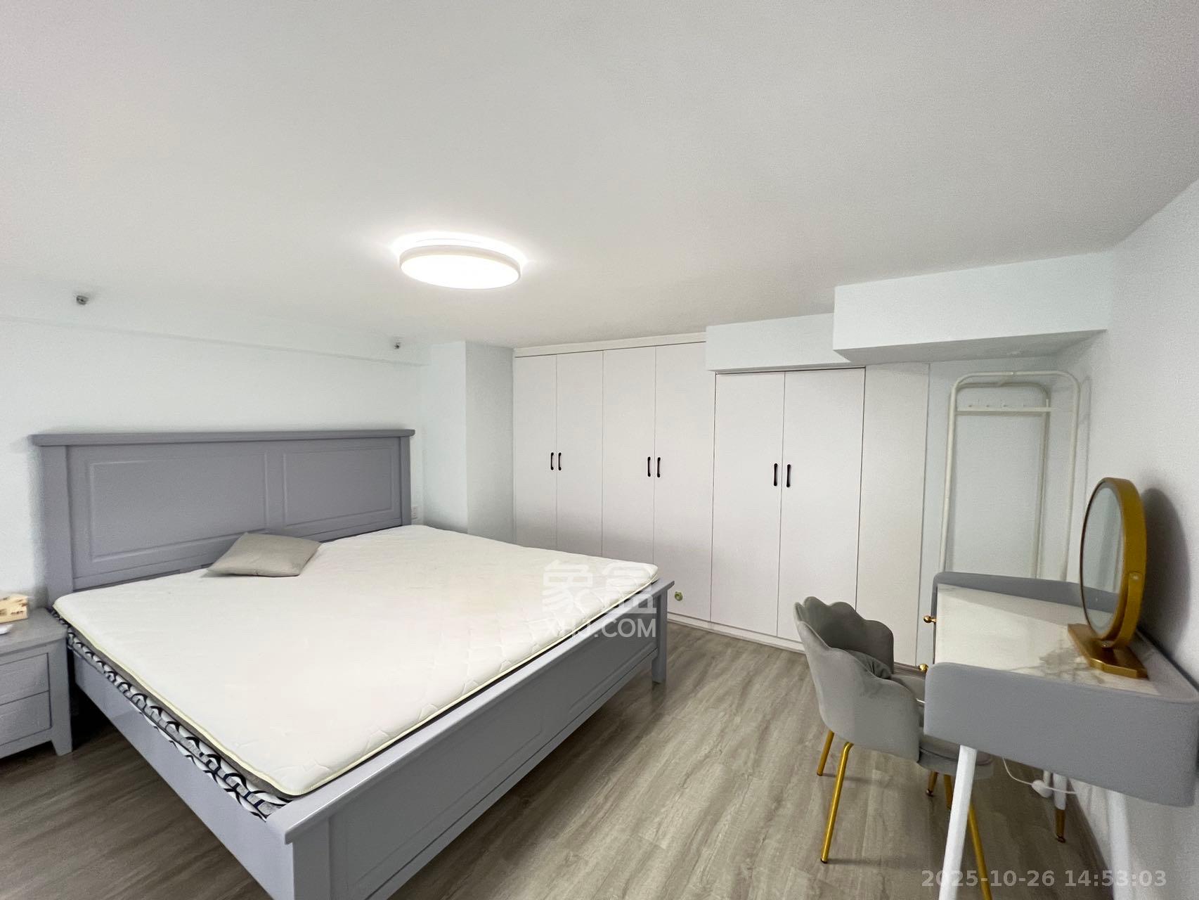 裕天国际商汇中心 1室1厅1卫 1700.0元/月 裕天国际商汇中心 1室1厅1卫 1700.0元/月室内图