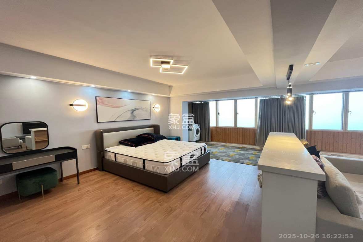 保利国际广场 1室1厅1卫 5500.0元/月 保利国际广场 1室1厅1卫 5500.0元/月室内图