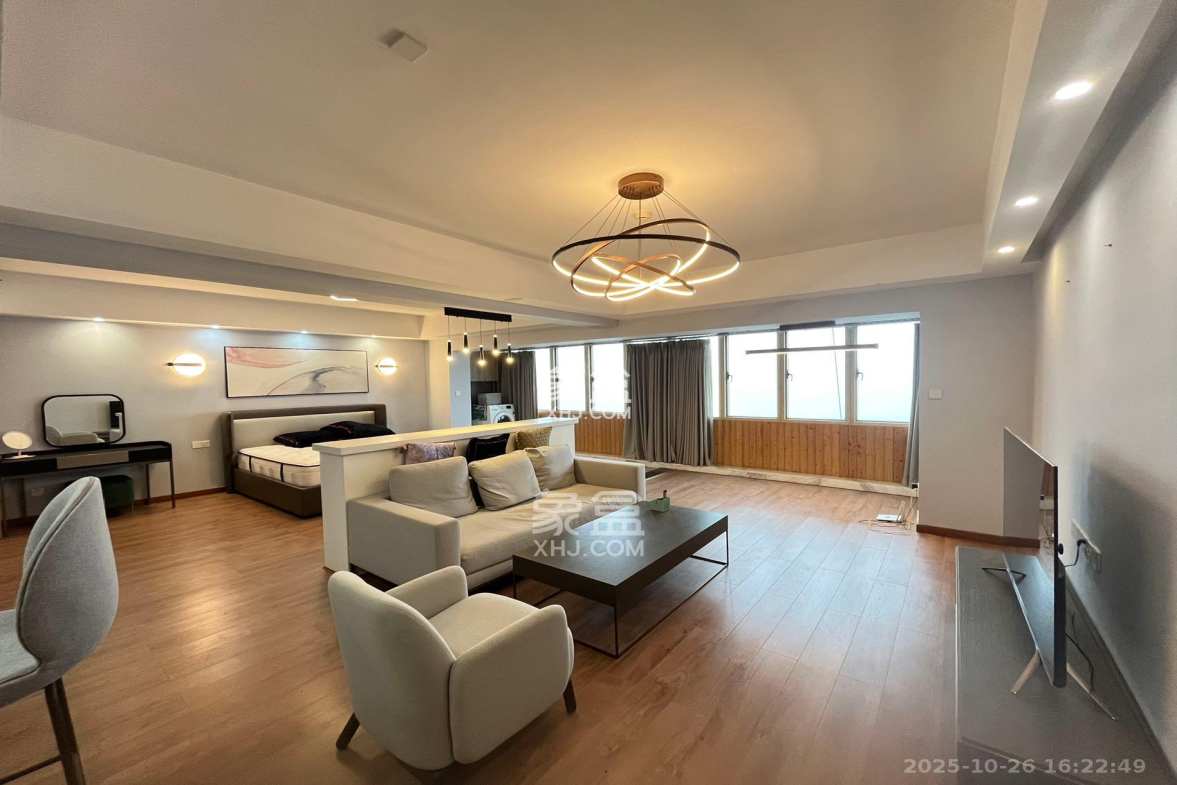 保利国际广场 1室1厅1卫 5500.0元/月 保利国际广场 1室1厅1卫 5500.0元/月室内图