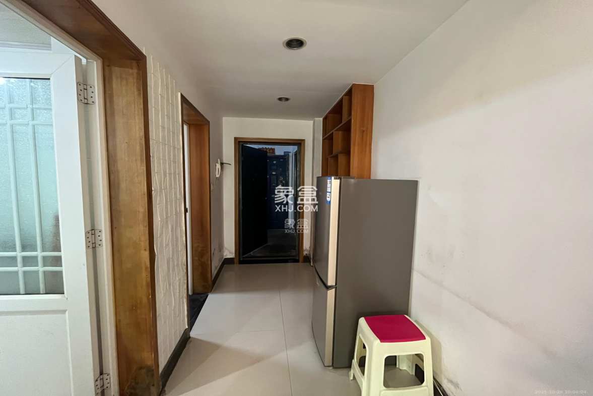 广泰家园  1室1厅1卫    1400.0元/月 广泰家园  1室1厅1卫    1400.0元/月室内图