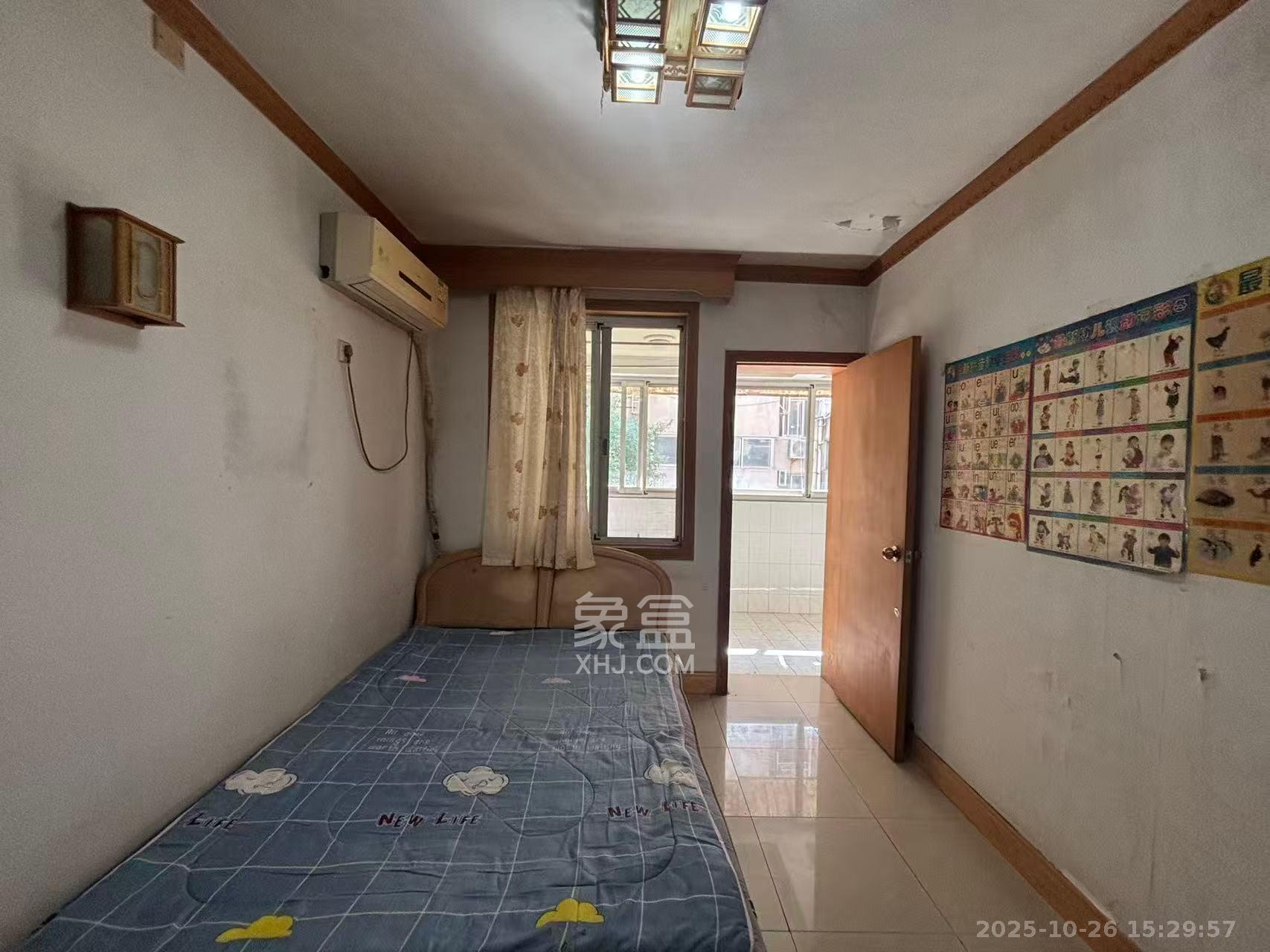 湘计花园  3室2厅1卫    2000.0元/月室内图