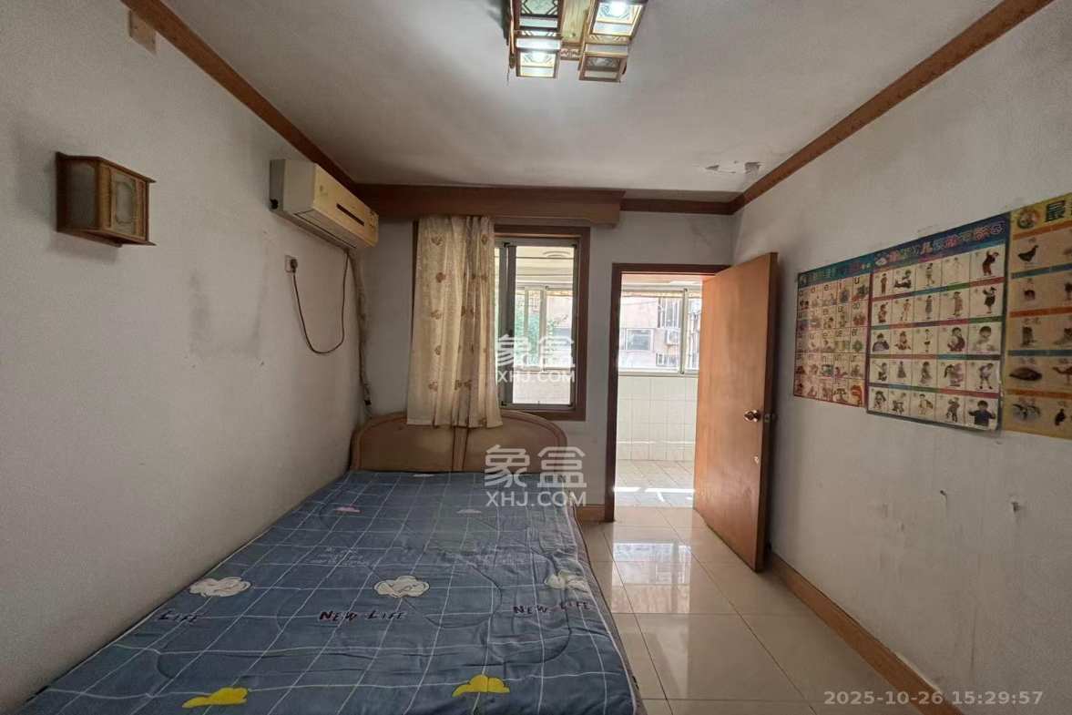 湘计花园  3室2厅1卫    2000.0元/月 湘计花园  3室2厅1卫    2000.0元/月室内图