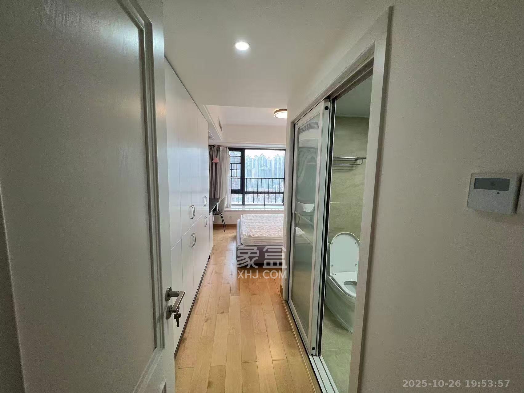 明昇壹城(明昇时代广场)一期  4室2厅1卫    5200.0元/月 明昇壹城(明昇时代广场)一期  4室2厅1卫    5200.0元/月室内图