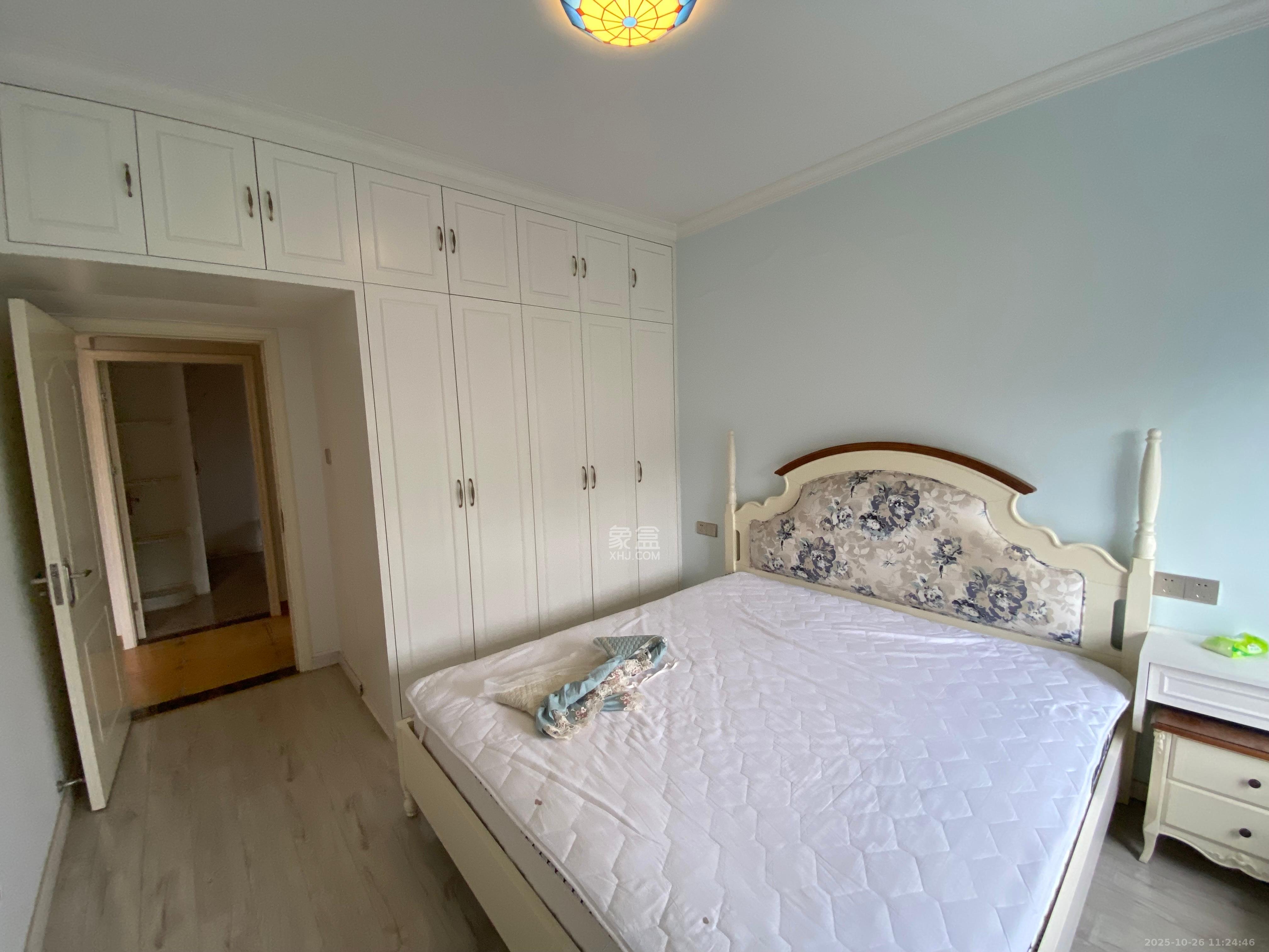 钱隆世家  2室1厅1卫    2200.0元/月室内图