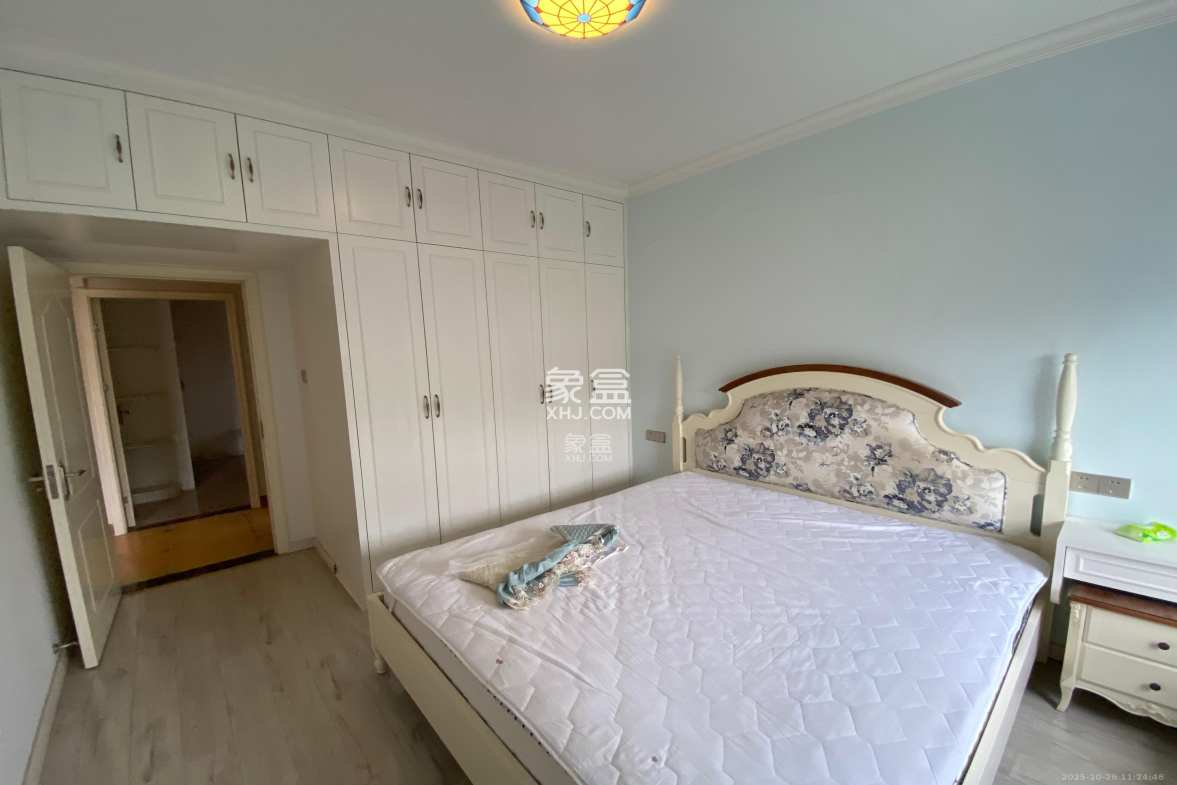 钱隆世家  2室1厅1卫    2200.0元/月 钱隆世家  2室1厅1卫    2200.0元/月室内图