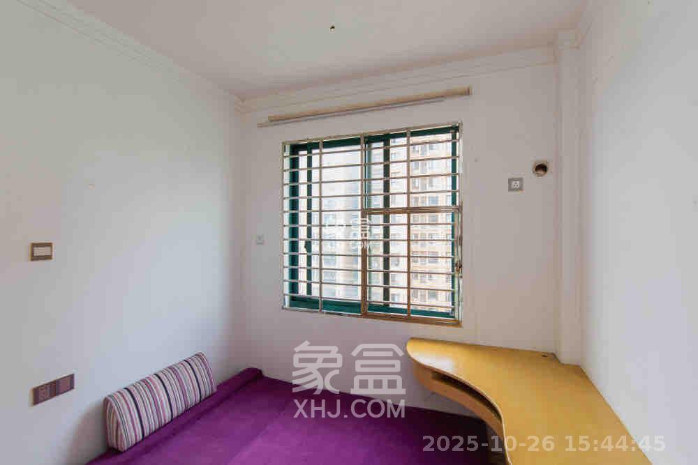 华盛世纪新城  4室2厅2卫    2200.0元/月室内图