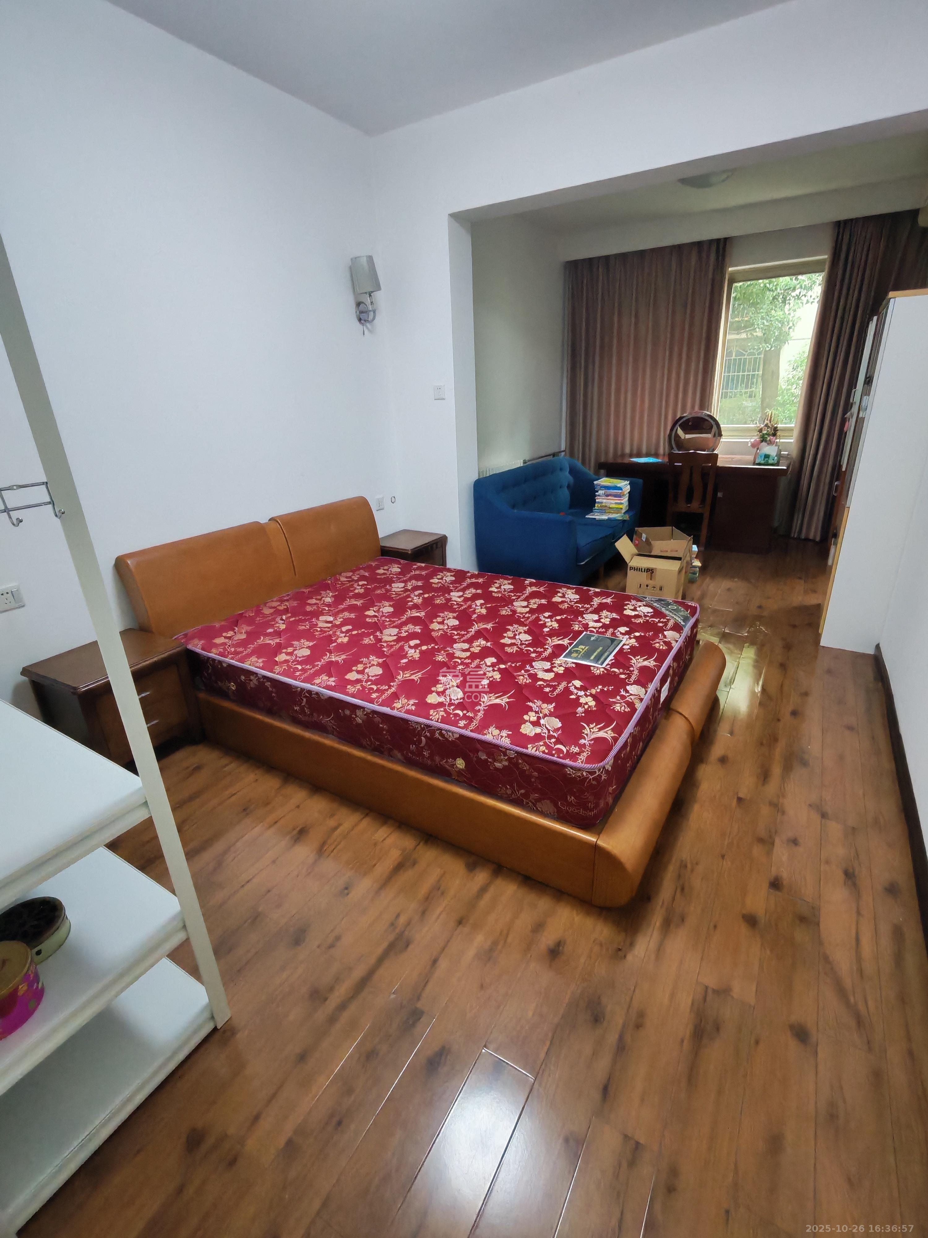 省政府机关二院  1室0厅0卫    2800.0元/月 省政府机关二院  1室0厅0卫    2800.0元/月室内图