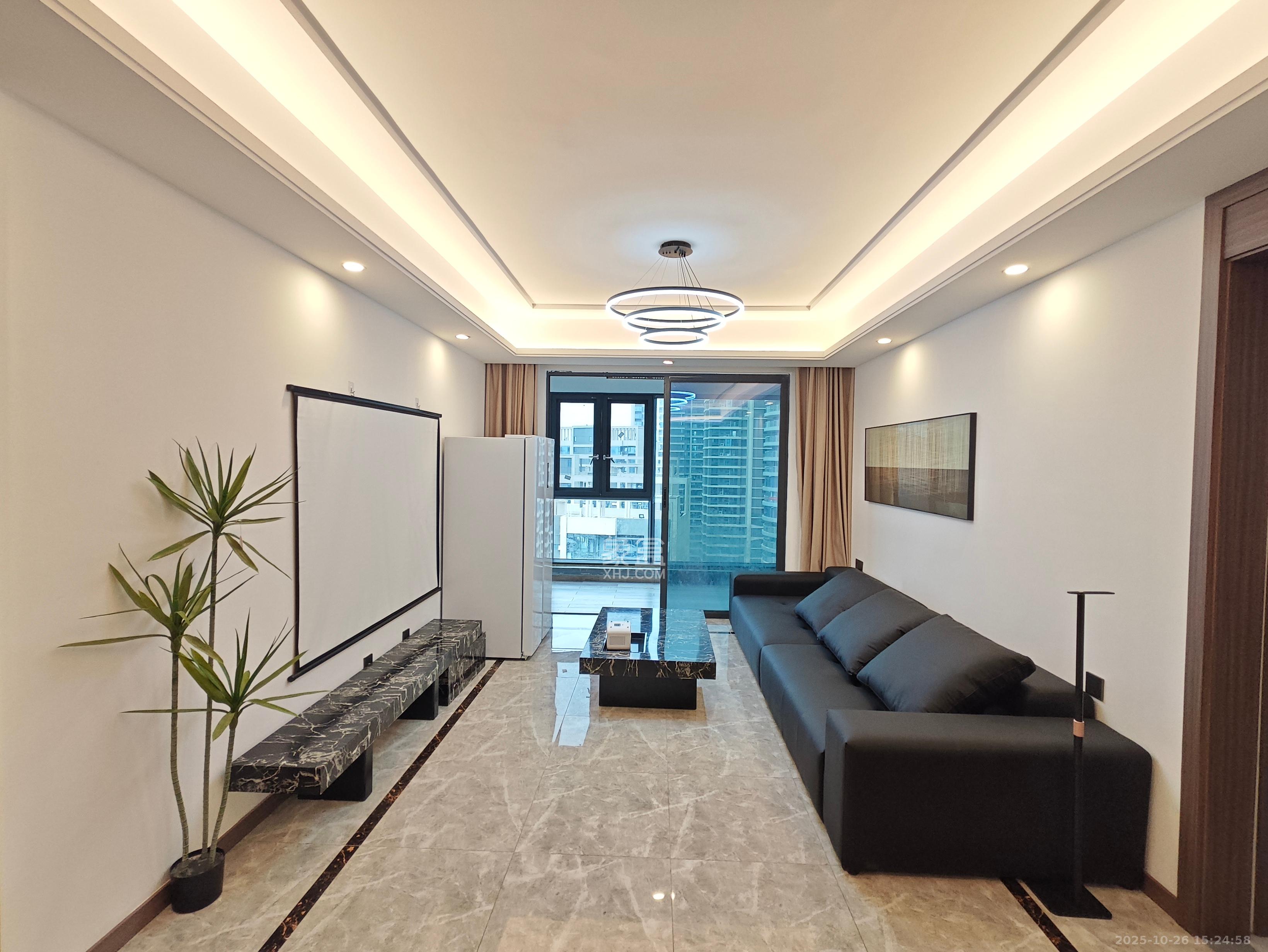 绿地V岛  3室2厅2卫    4000.0元/月